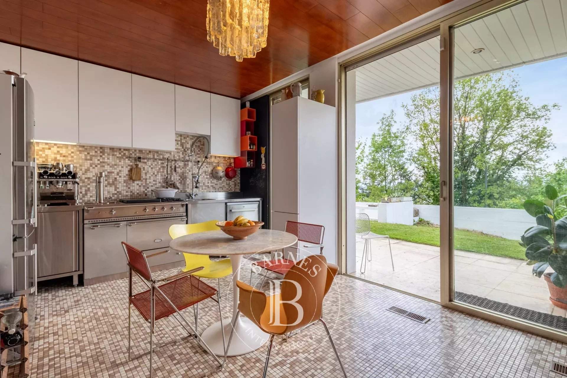 Limonest  - Maison 7 Pi&egrave;ces 4 Chambres - picture 6