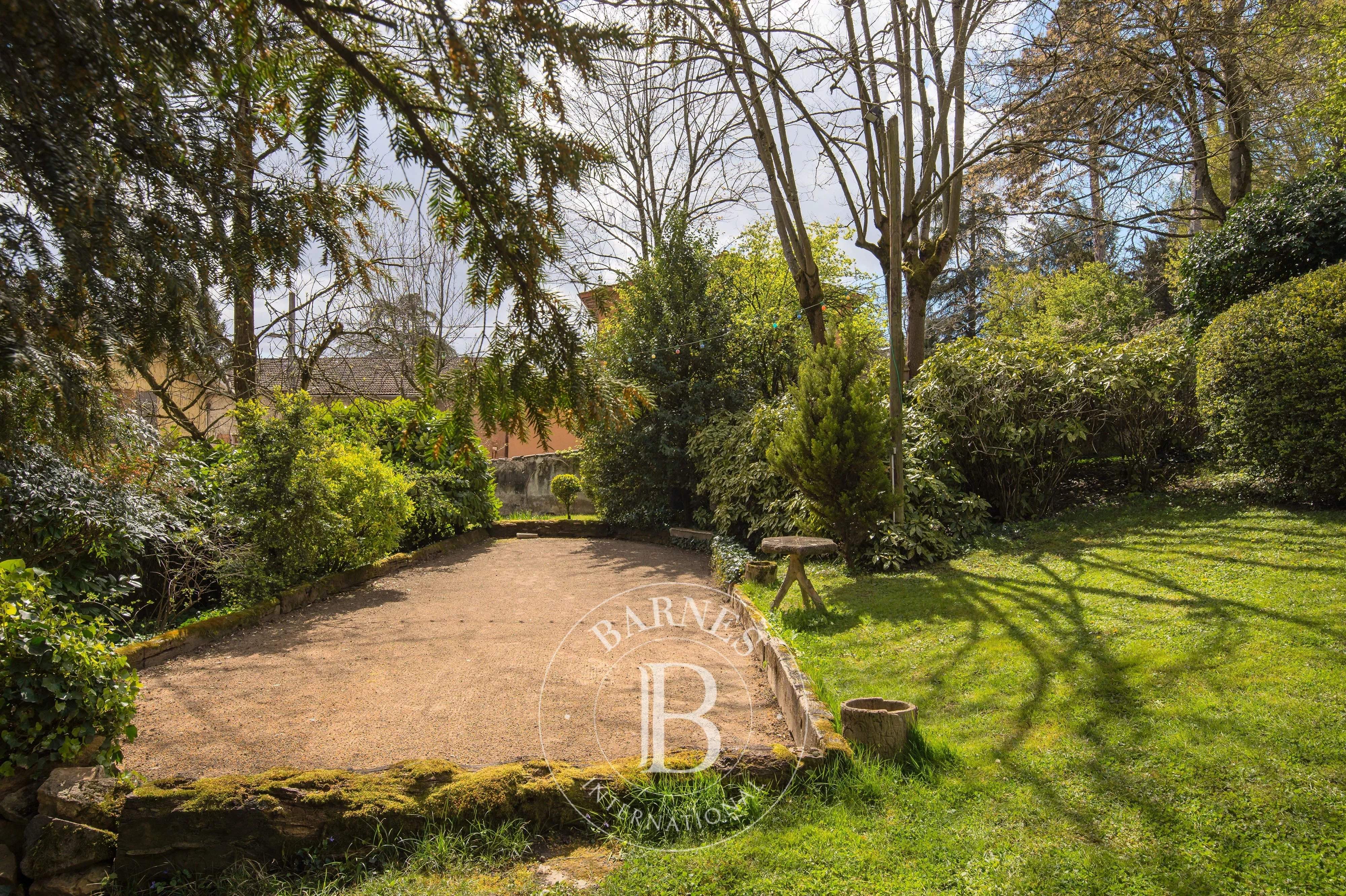 Collonges-au-Mont-d'Or  - Maison 10 Pi&egrave;ces 7 Chambres - picture 3