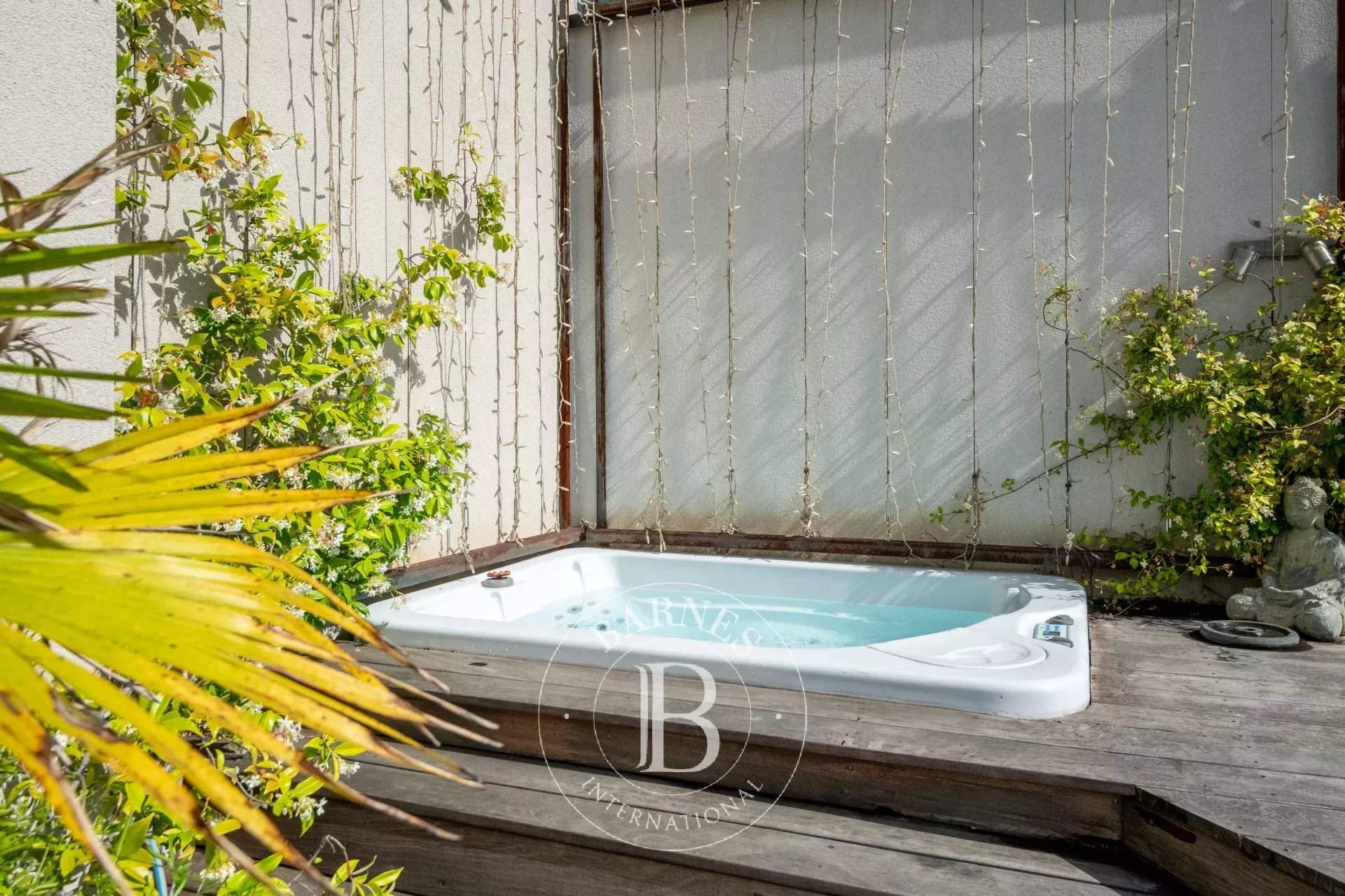 Lyon  - Appartement 3 Pi&egrave;ces, 1 Chambre - picture 2