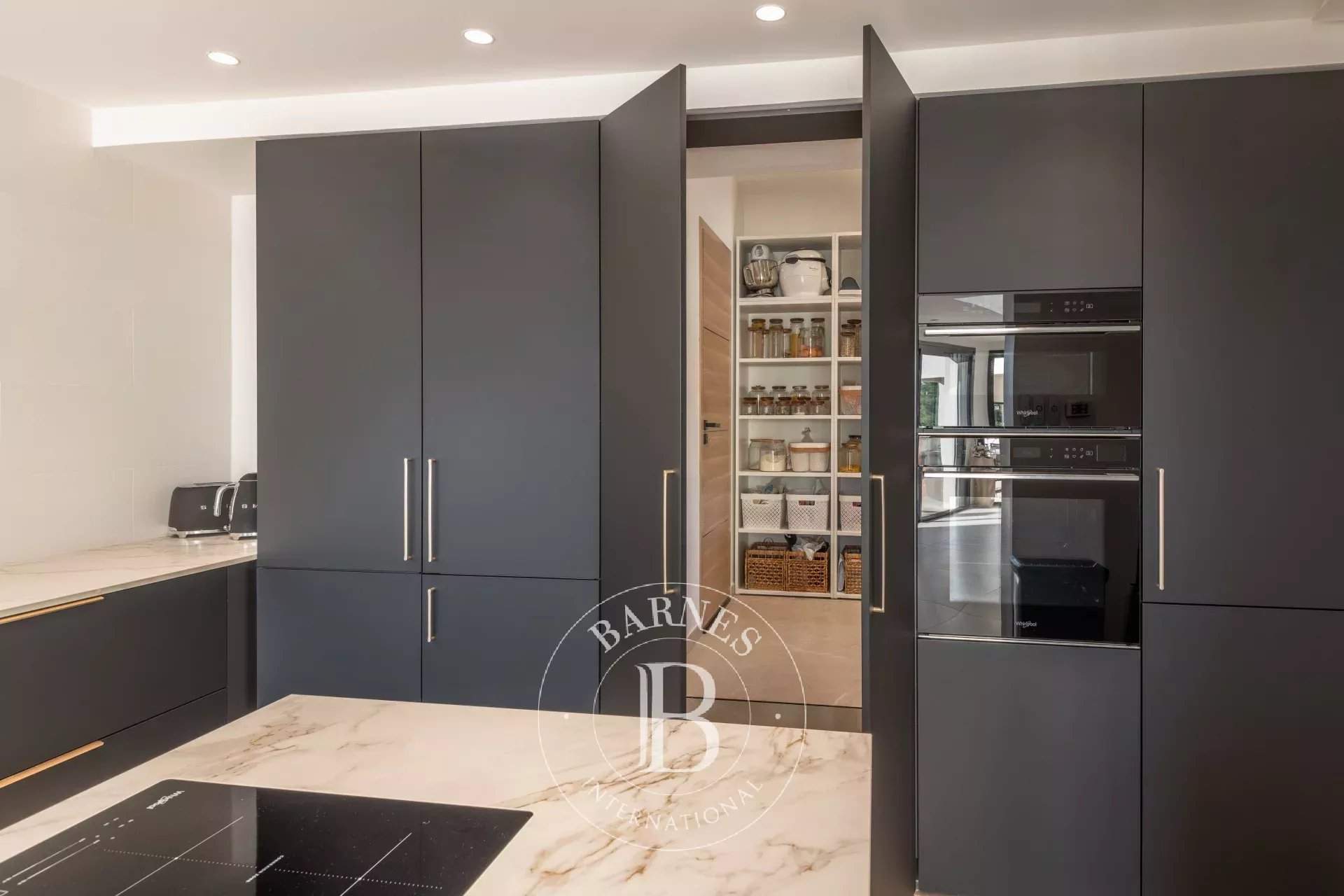 Neyron  - House 4 Bedrooms - picture 5