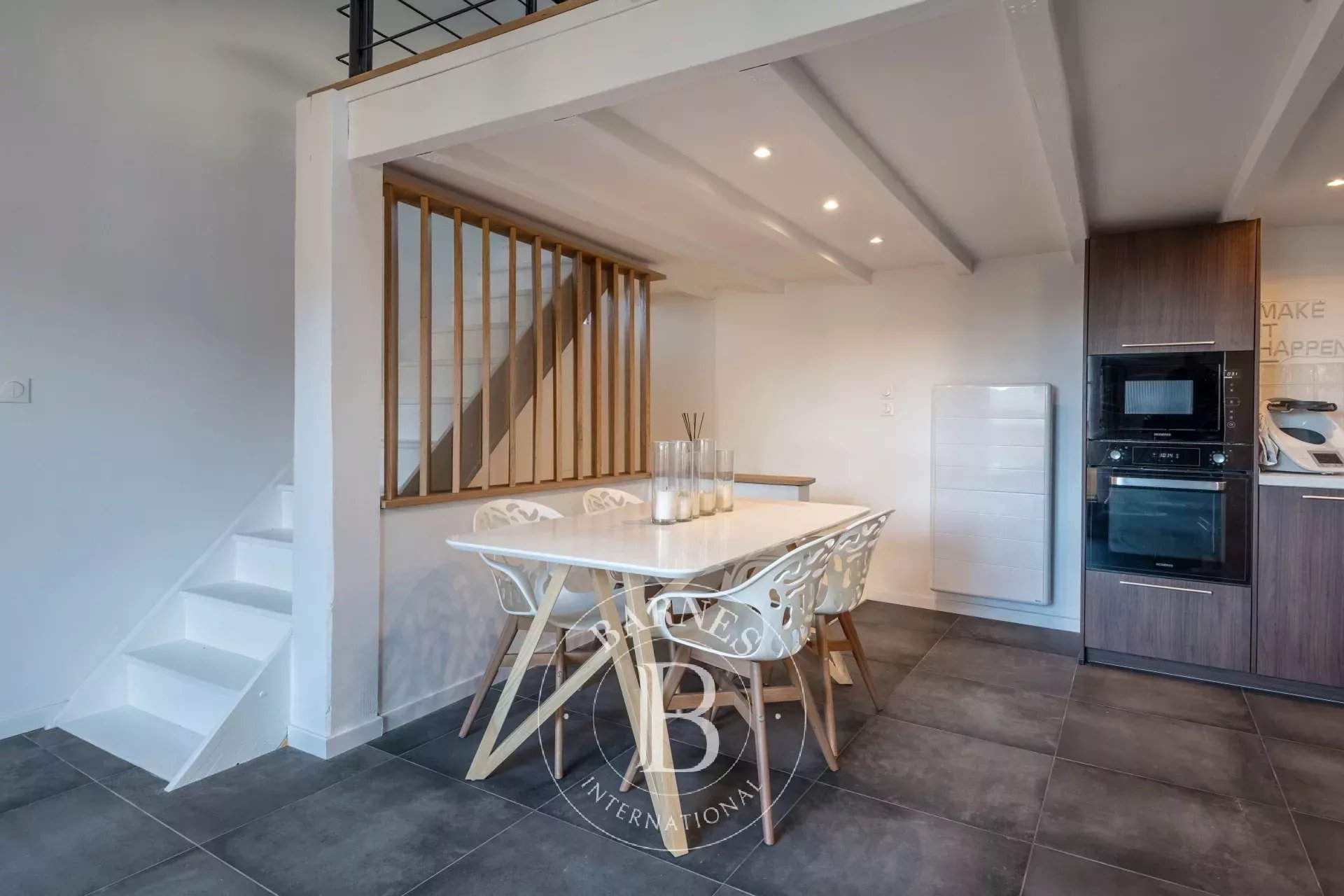 Limonest  - Apartment 2 Bedrooms - picture 7