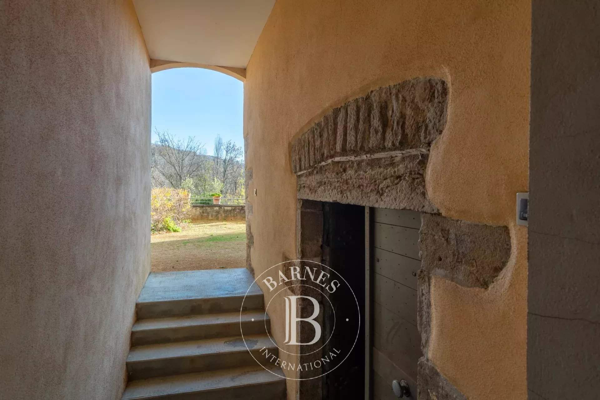 Limonest  - Apartment 2 Bedrooms - picture 16