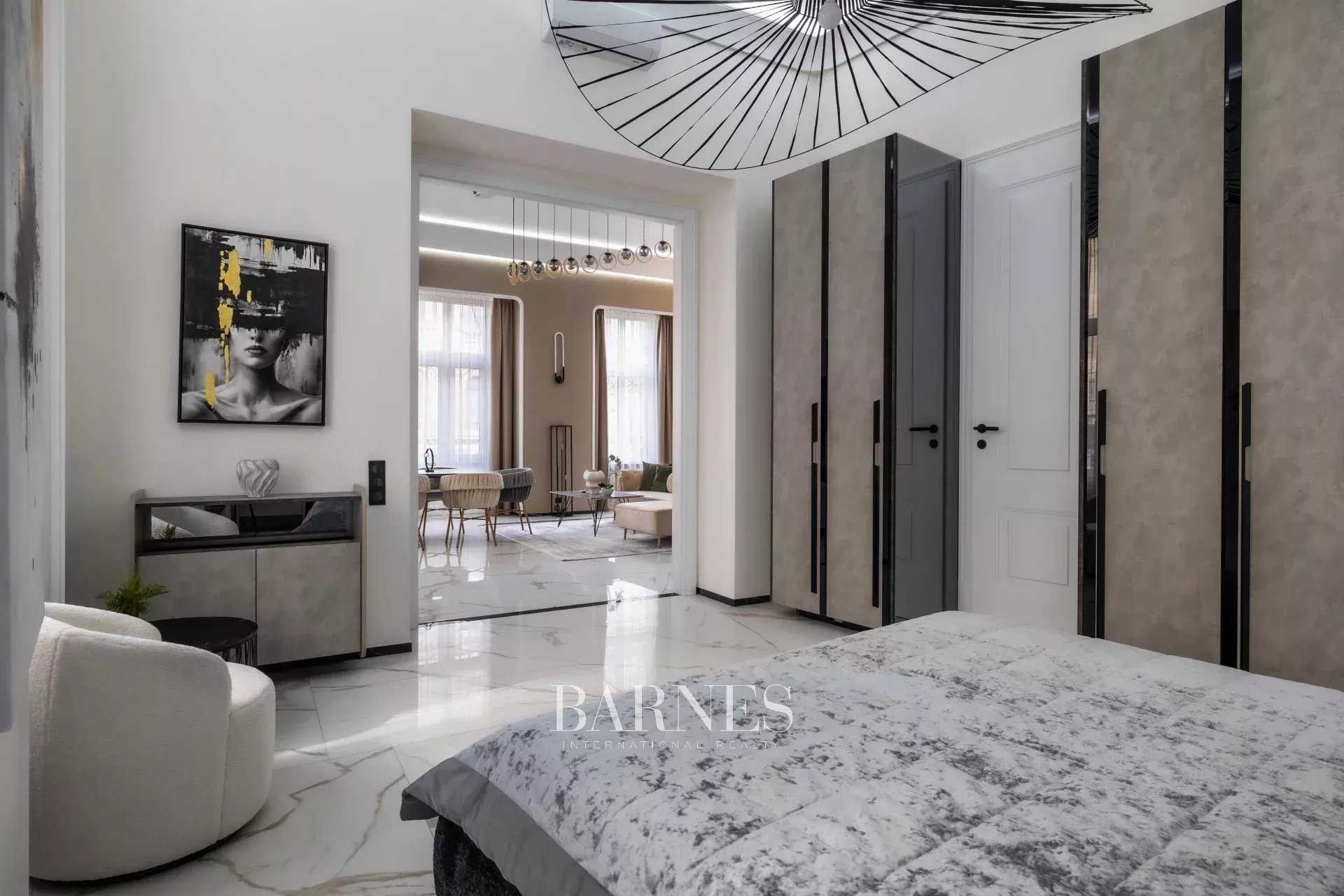Budapest V. kerülete  - Appartement 4 Pièces 3 Chambres