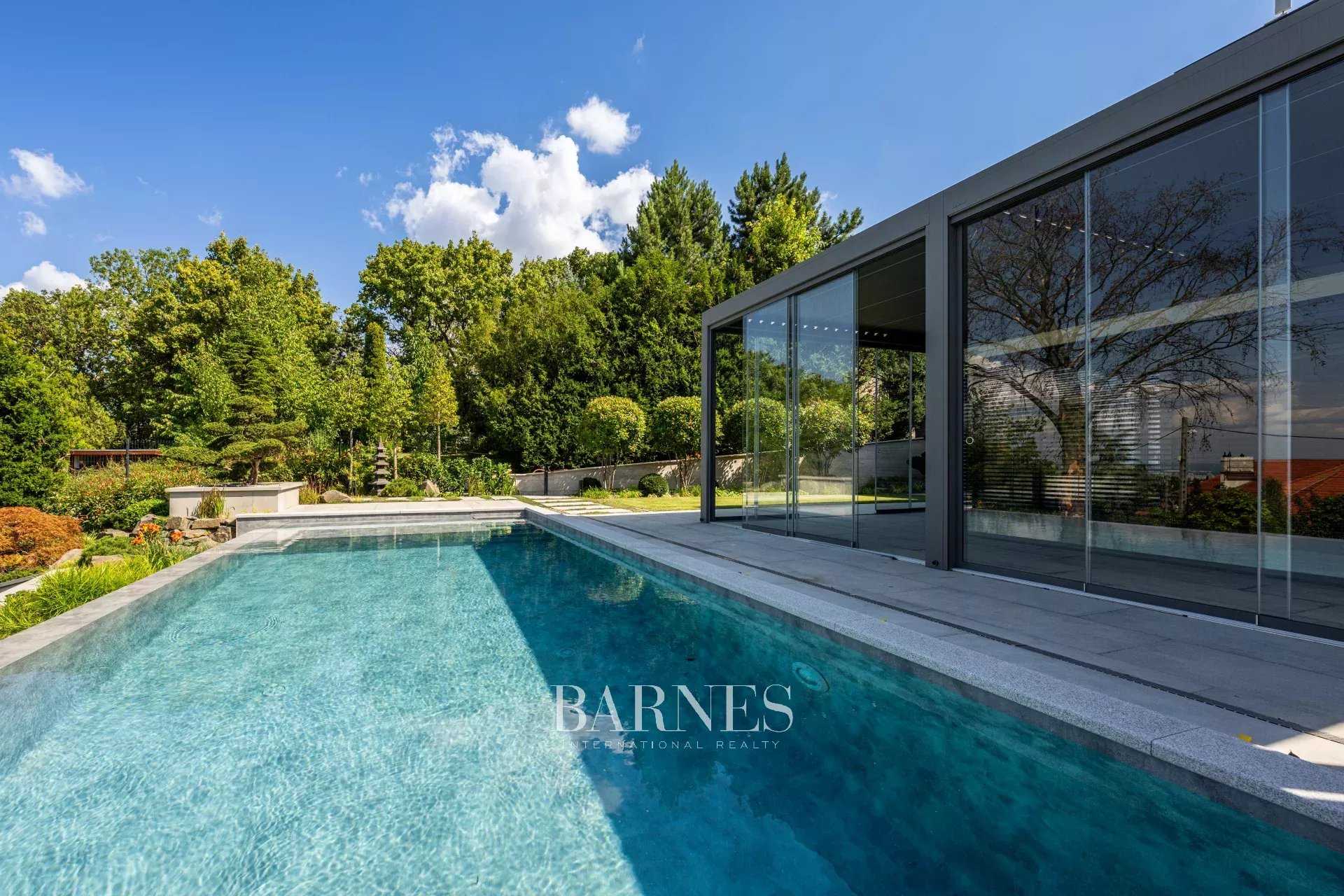 Budapest XII. kerülete  - House 4 Bedrooms