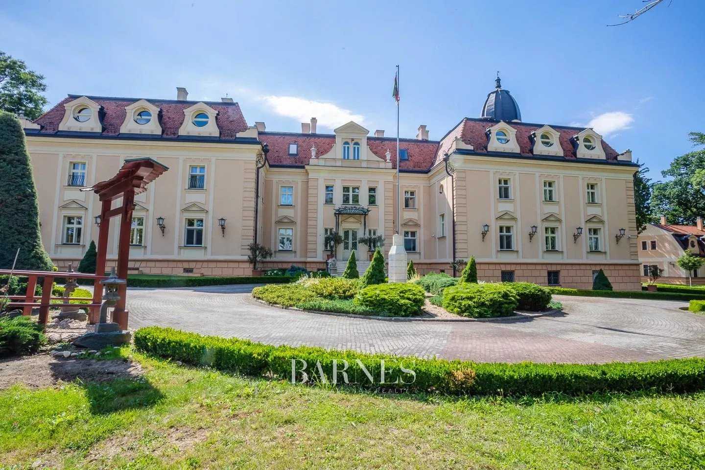 Szombathely  - Château 41 Pièces 19 Chambres