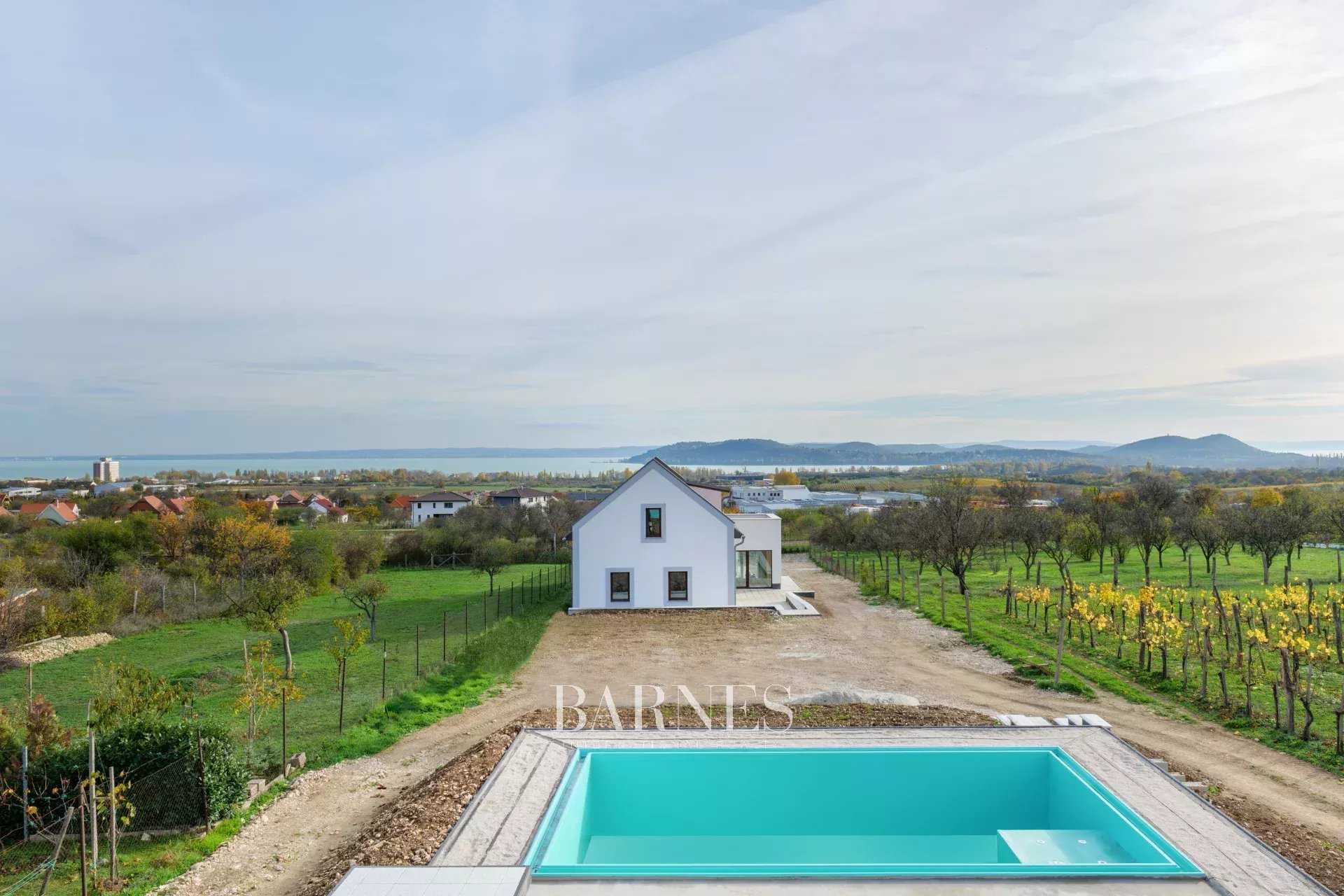 Balatonfüred  - Maison 12 Pi&egrave;ces 7 Chambres