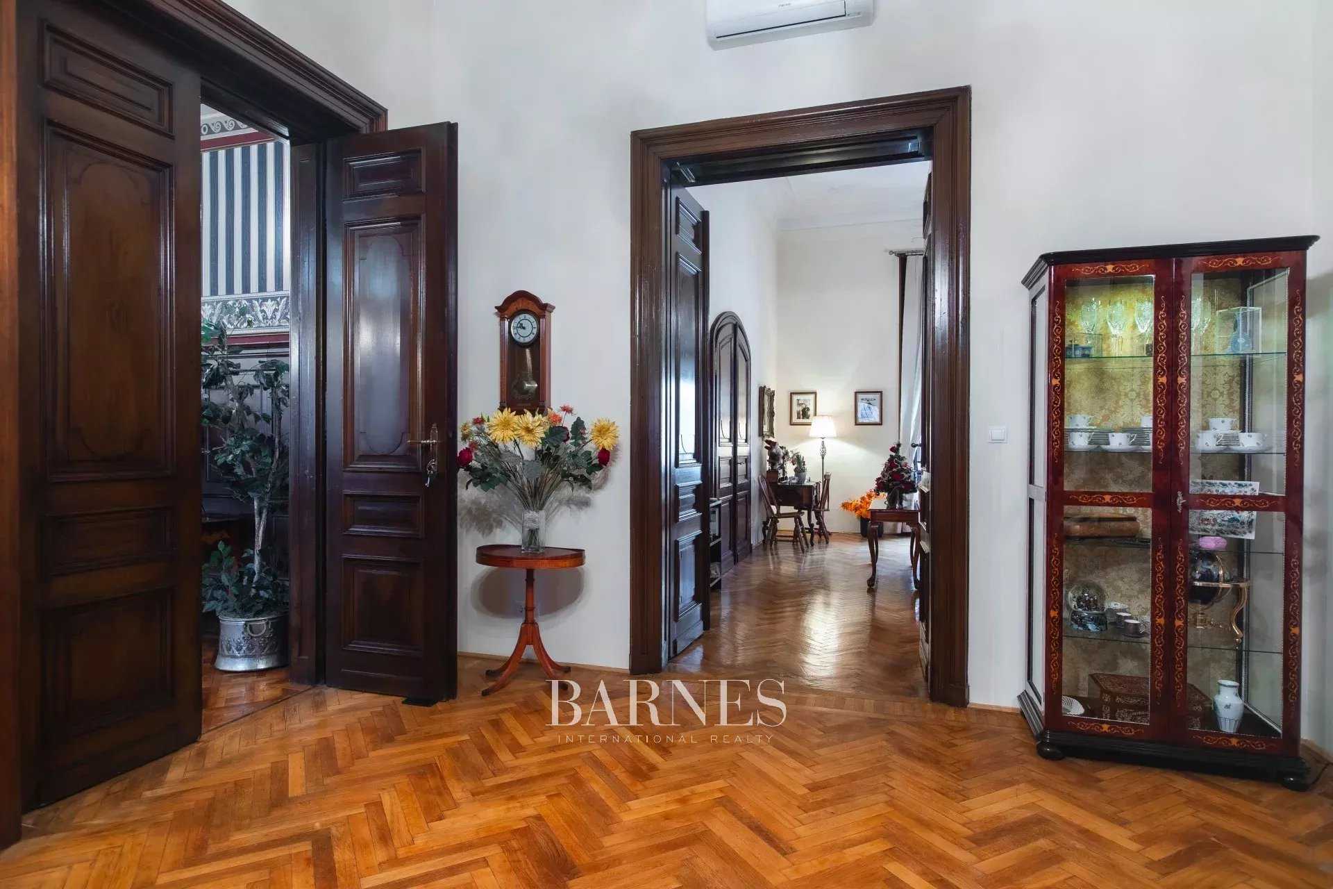 Budapest VI. kerülete  - Appartement 8 Pi&egrave;ces 7 Chambres