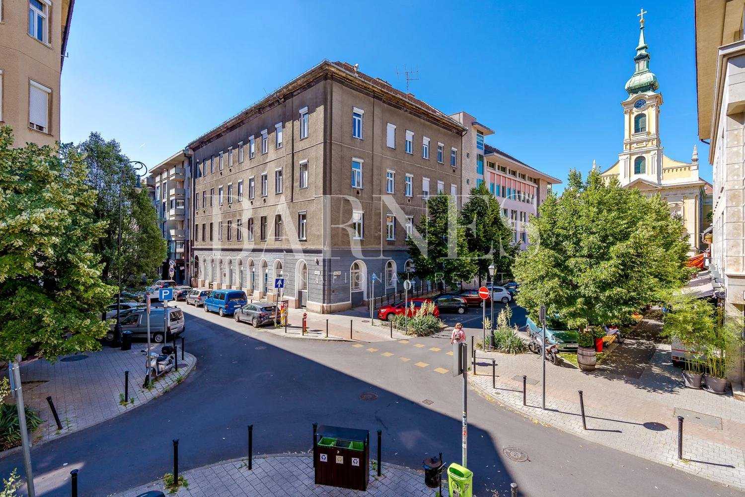 Budapest I. kerülete  - Commerce 