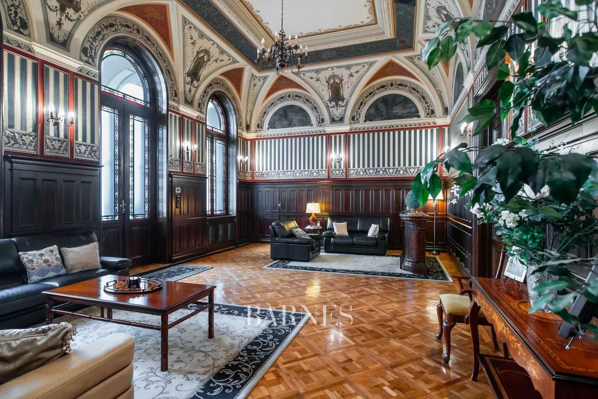 Budapest VI. kerülete  - Appartement 8 Pi&egrave;ces 7 Chambres