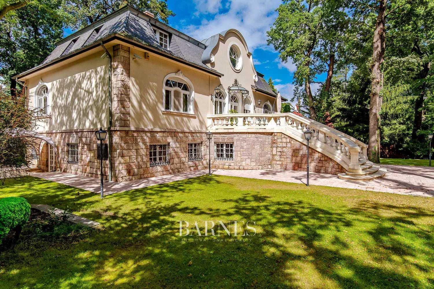 Budapest II. kerülete  - Villa 5 Bedrooms