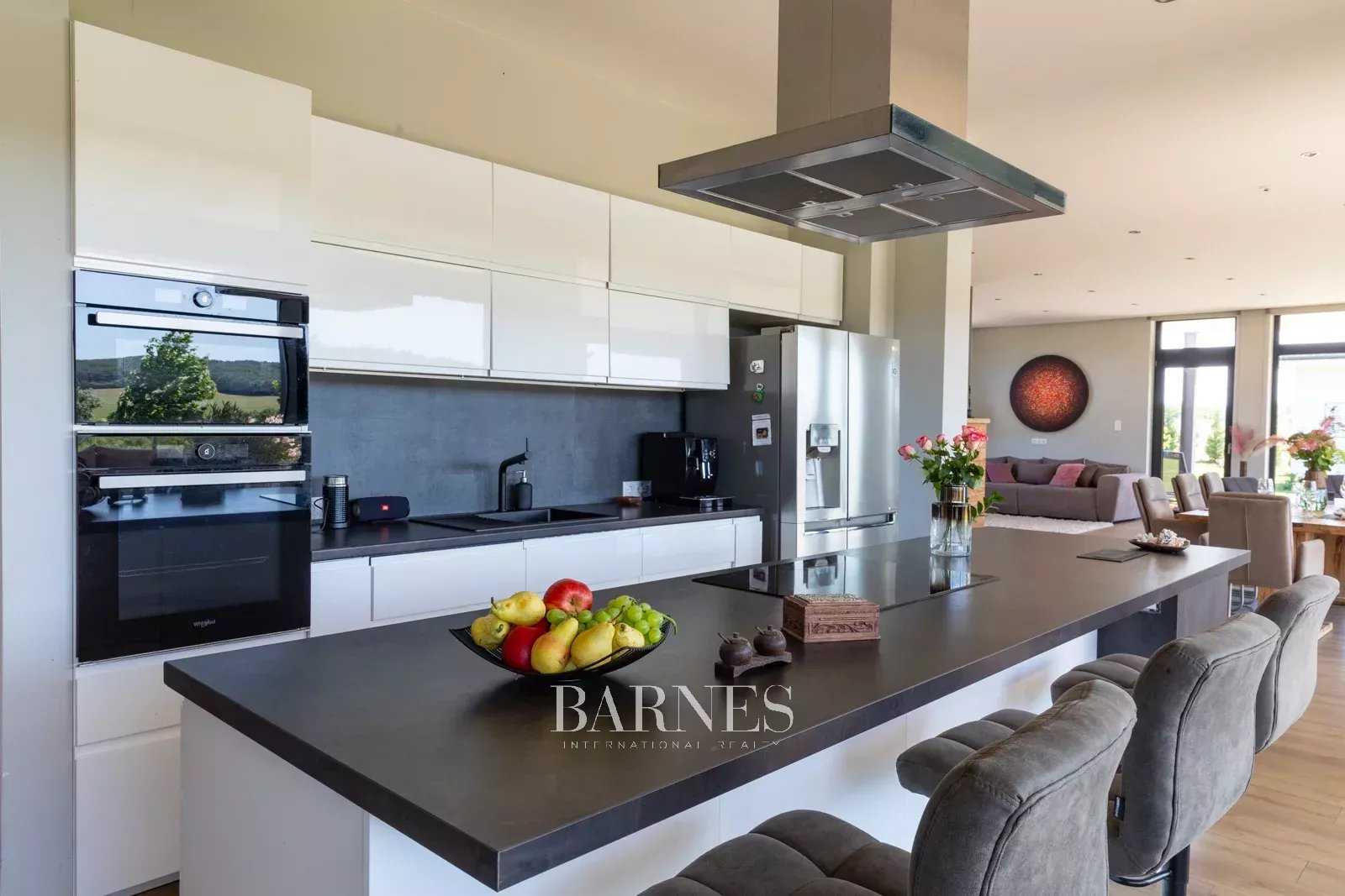 Törökbálint  - Casa 6 Cuartos 5 Habitaciones