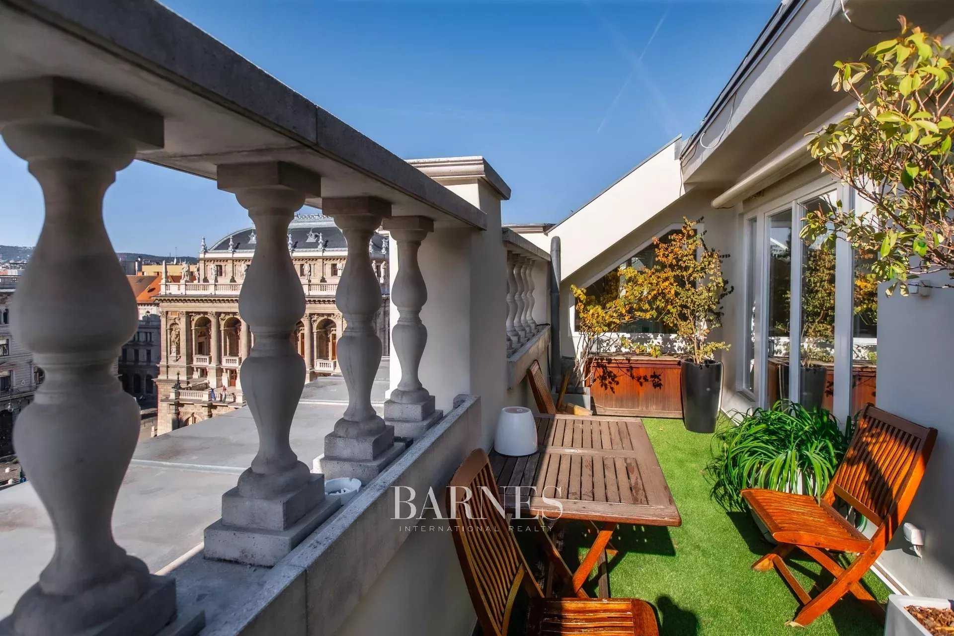 Budapest VI. kerülete  - Penthouse 4 Pi&egrave;ces 3 Chambres