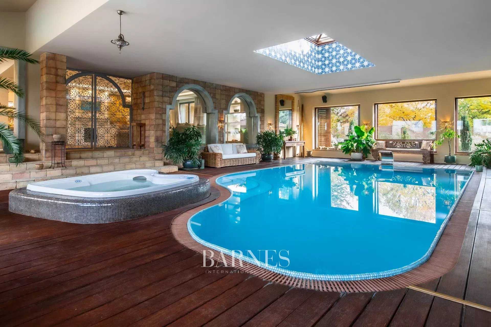 Biatorbágy  - Villa 6 Pièces 4 Chambres