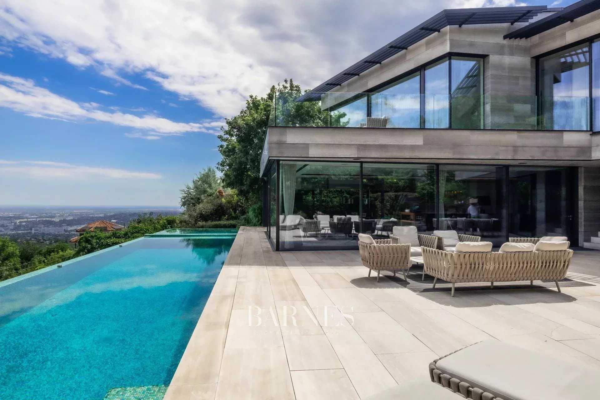 Budapest XII. kerülete  - Villa 4 Bedrooms