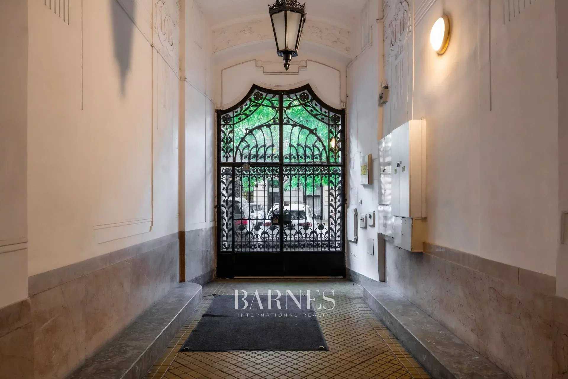 Budapest V. kerülete  - Piso 2 Cuartos, 1 Habitacion