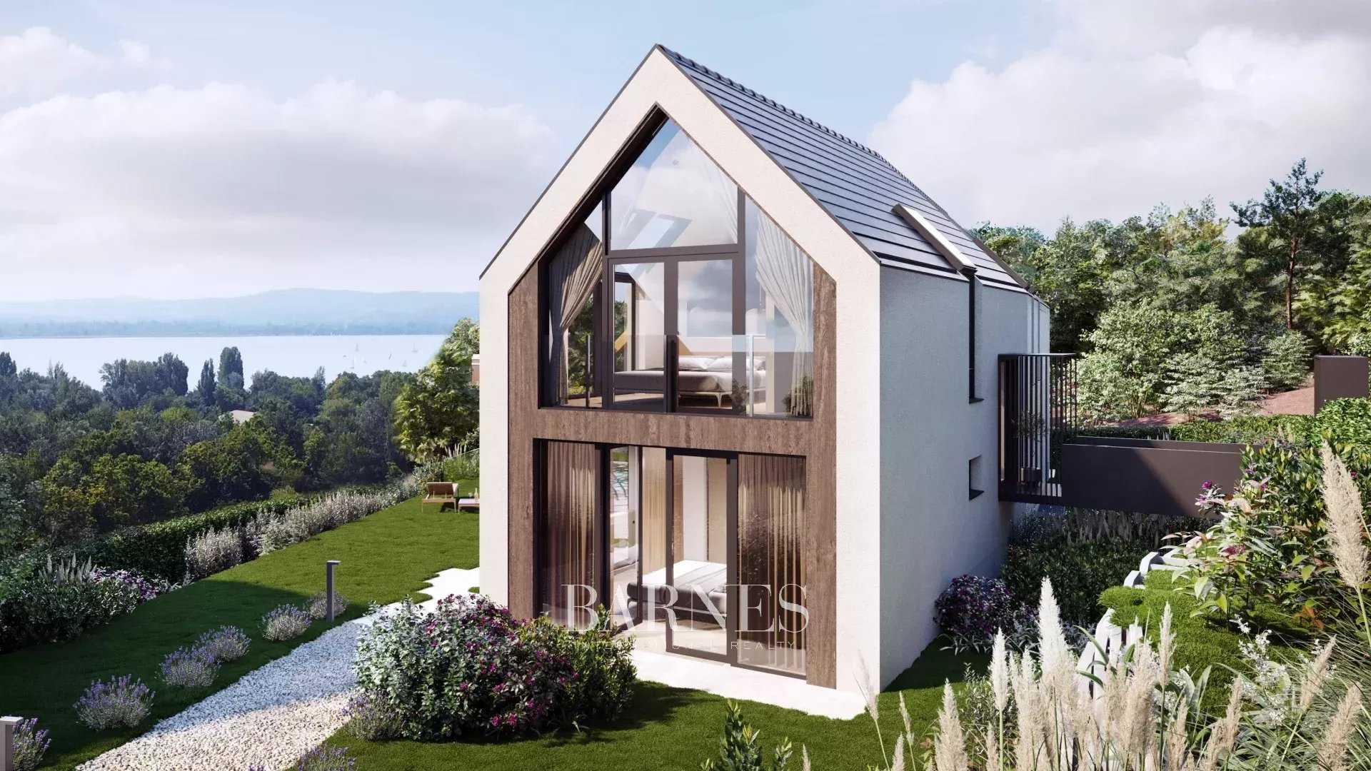 Villa Tihany  -  ref 85961575 (picture 1)