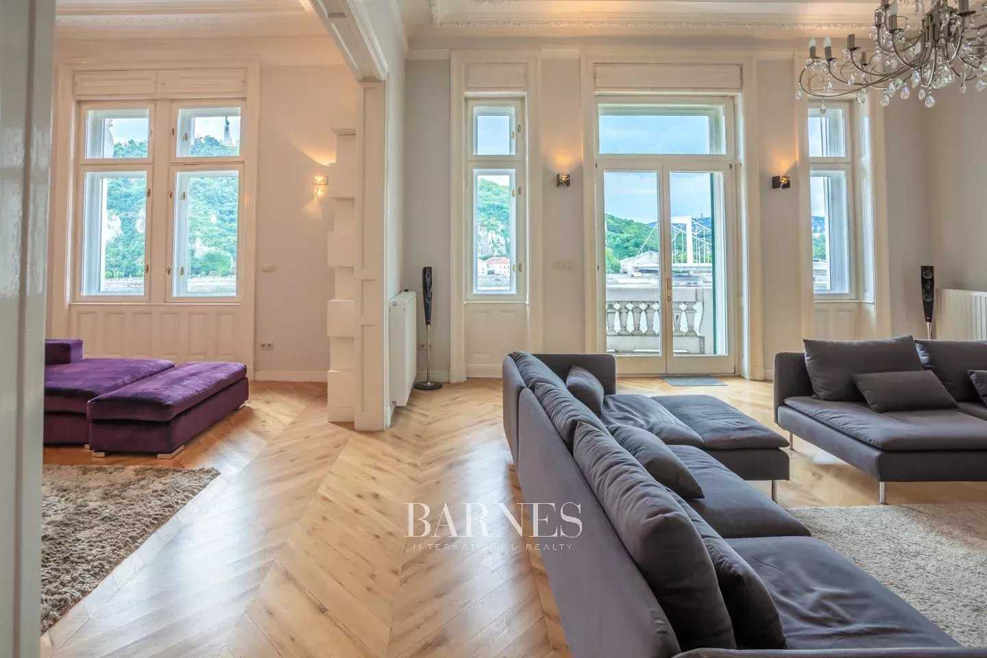 Appartement Budapest V. kerülete  -  ref 1764018 (picture 1)