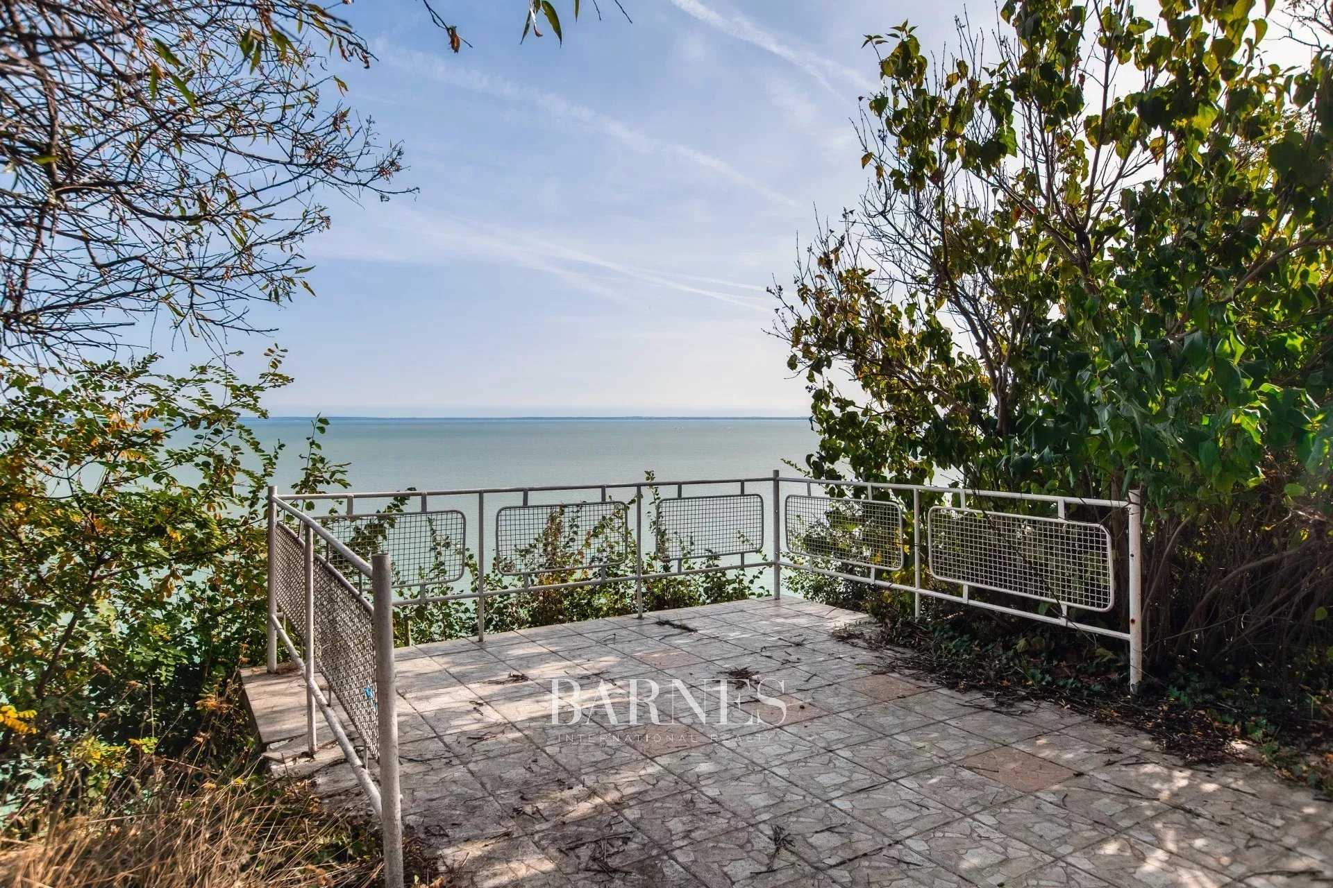 Maison Tihany  -  ref 83635674 (picture 2)