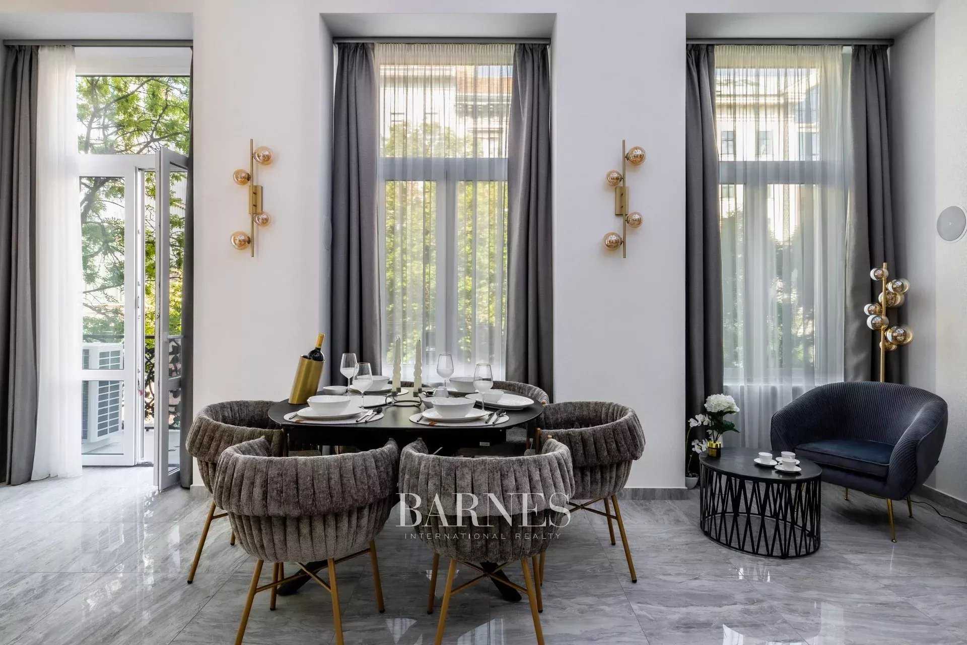 Budapest VI. kerülete  - Appartement 4 Pi&egrave;ces 3 Chambres