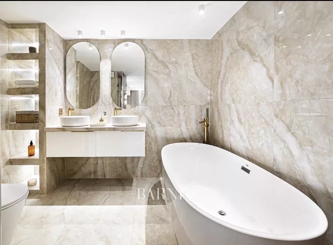 Budapest V. kerülete  - Piso 3 Cuartos 2 Habitaciones - picture 9