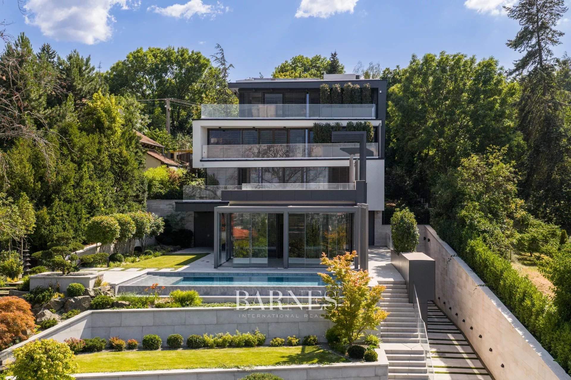 Budapest XII. kerülete  - House 4 Bedrooms - picture 9