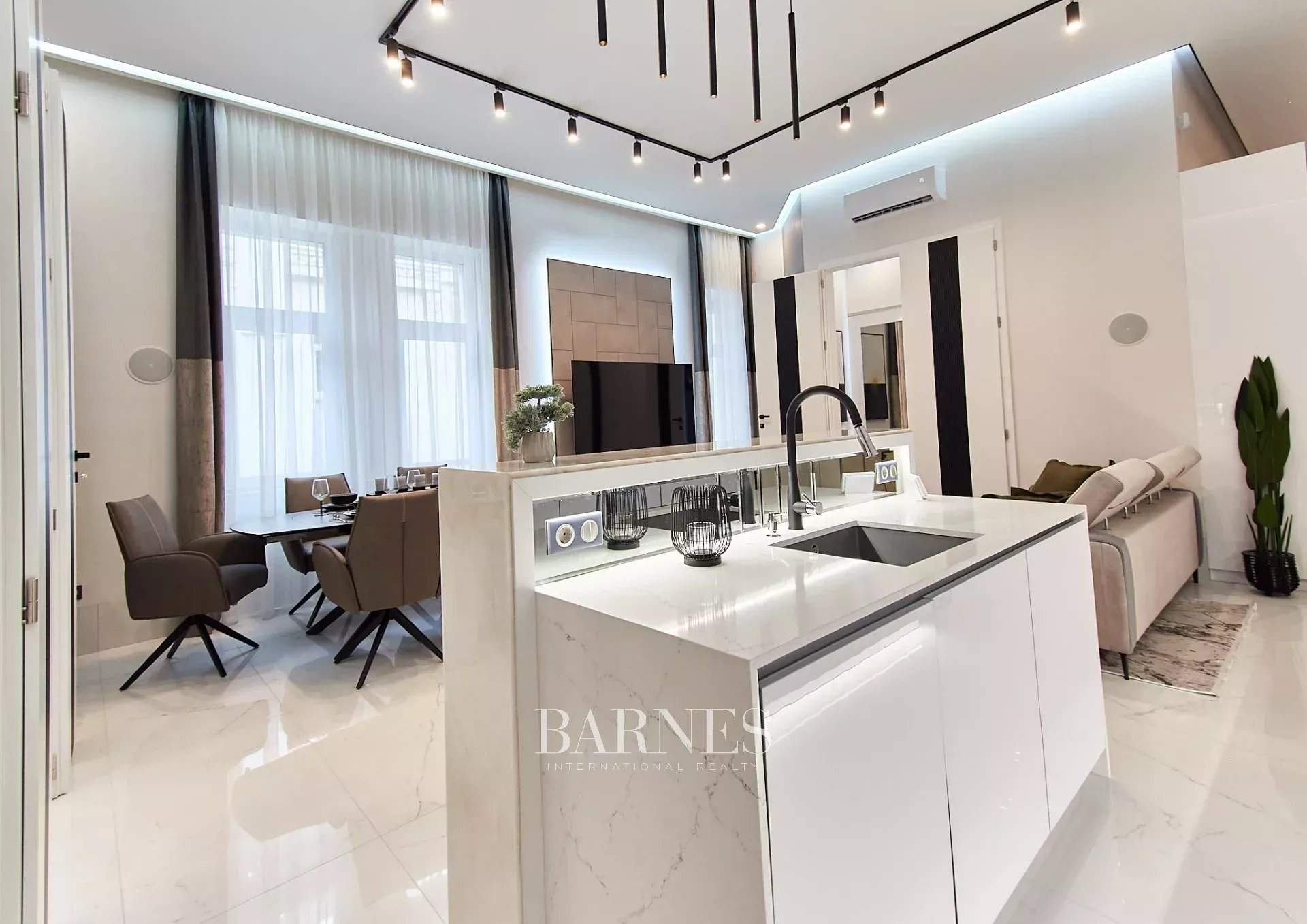 Budapest V. kerülete  - Appartement 4 Pi&egrave;ces 3 Chambres - picture 2