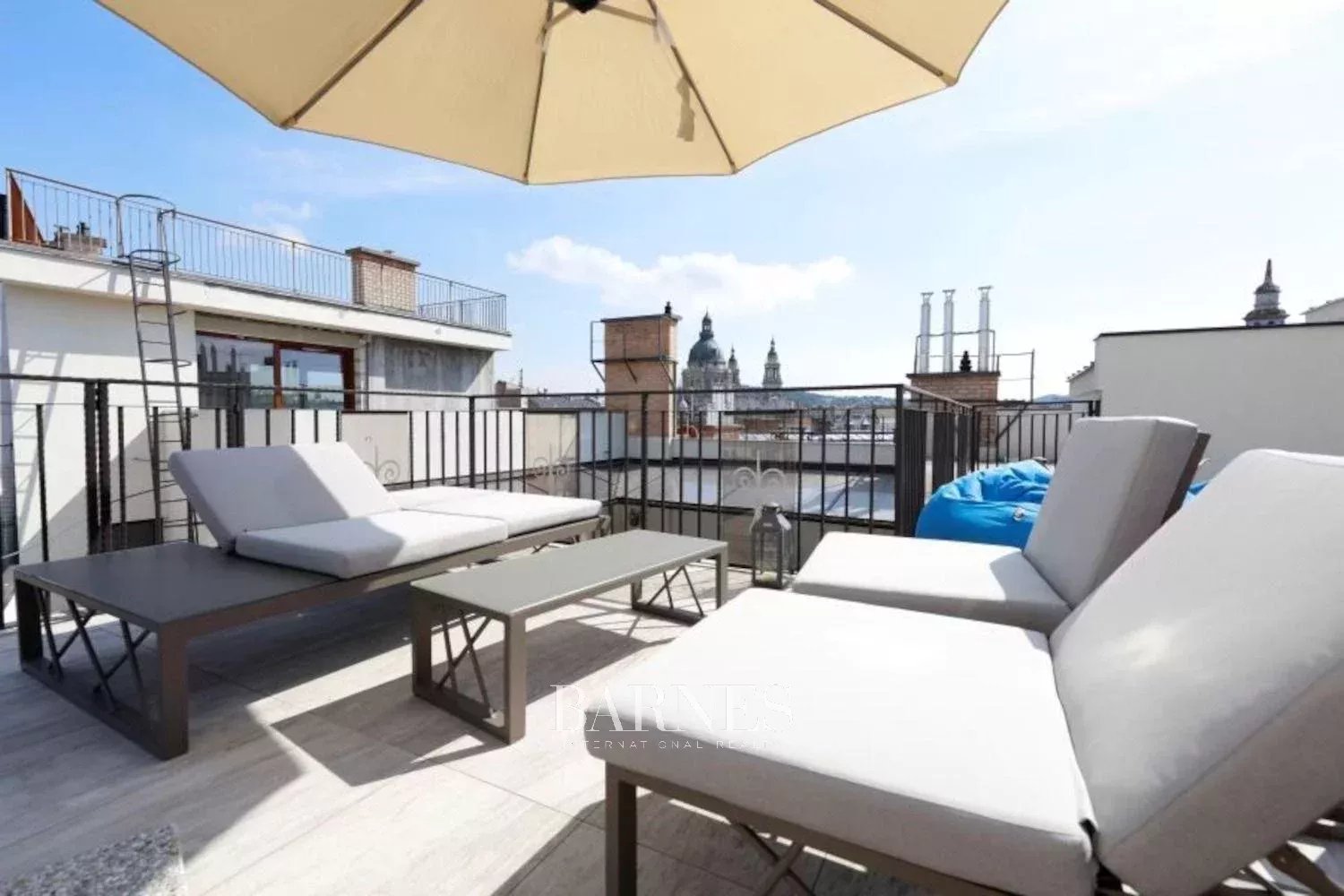 Budapest VI. kerülete  - Apartment 3 Bedrooms - picture 1