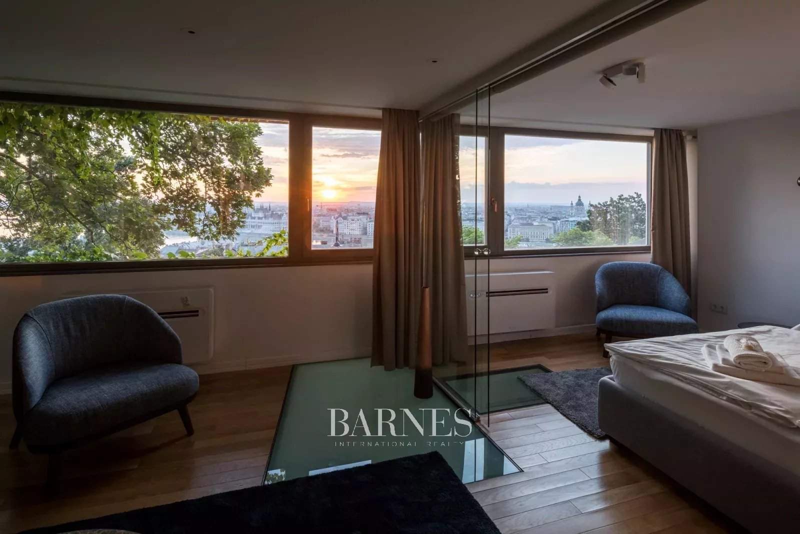 Budapest I. kerülete  - Apartment 3 Bedrooms - picture 9