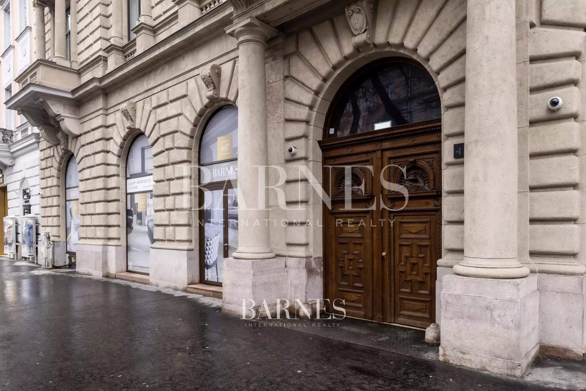 Budapest VI. kerülete  - Local commercial  - picture 1