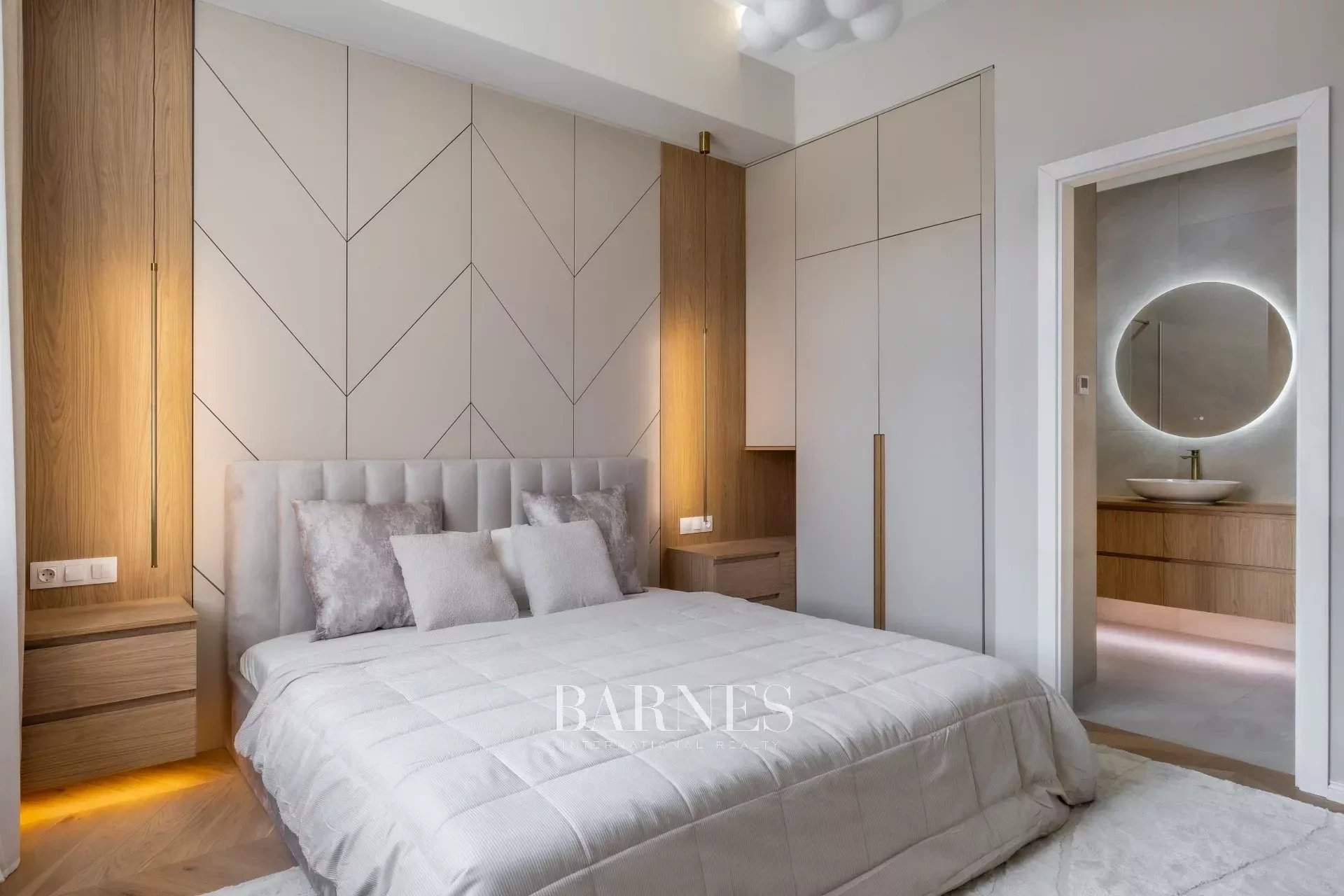 Budapest V. kerülete  - Piso 3 Cuartos 2 Habitaciones - picture 17