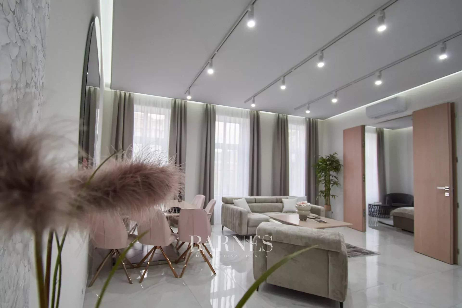 Budapest V. kerülete  - Appartement 4 Pièces - picture 2
