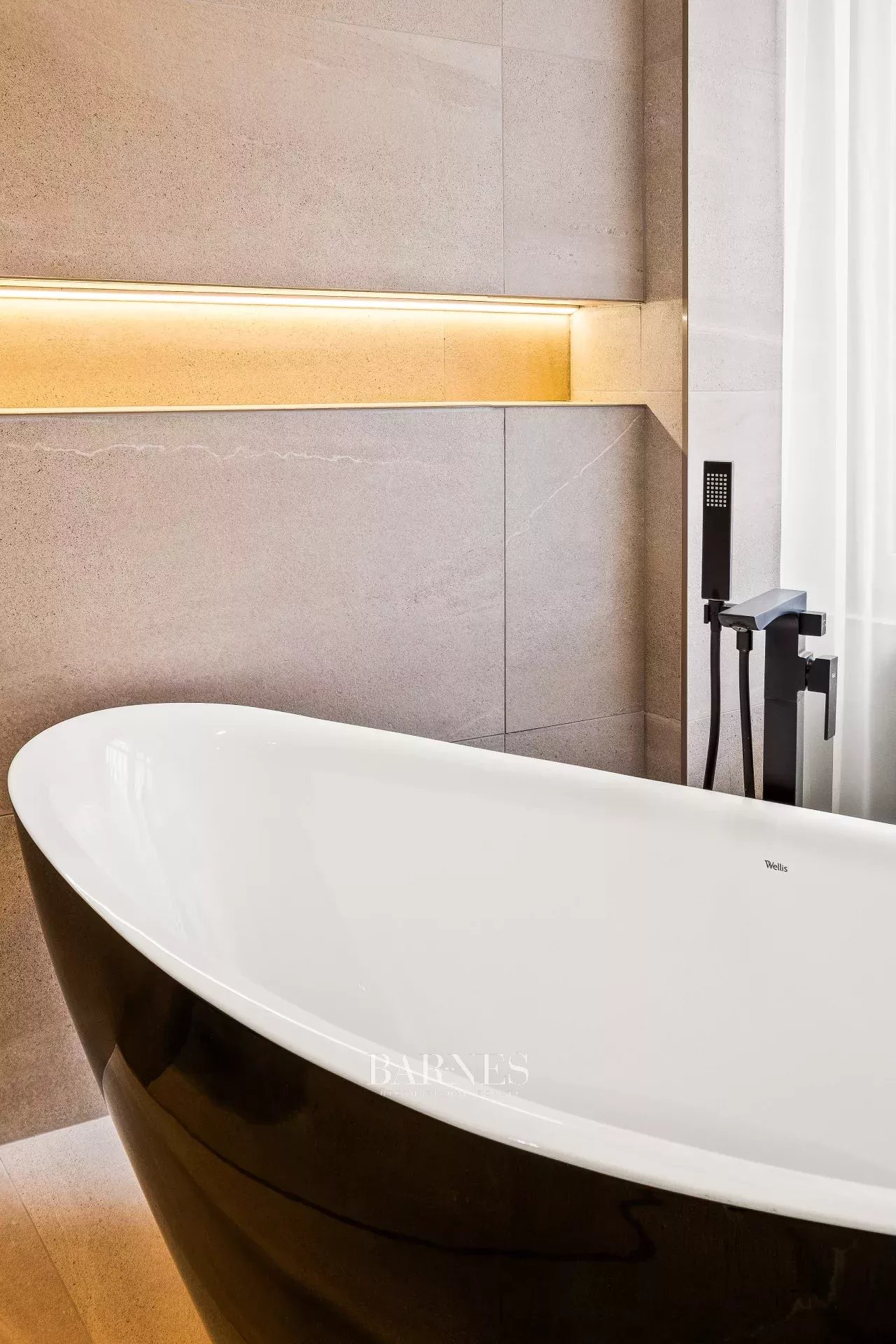 Budapest V. kerülete  - Piso 3 Cuartos 2 Habitaciones - picture 12