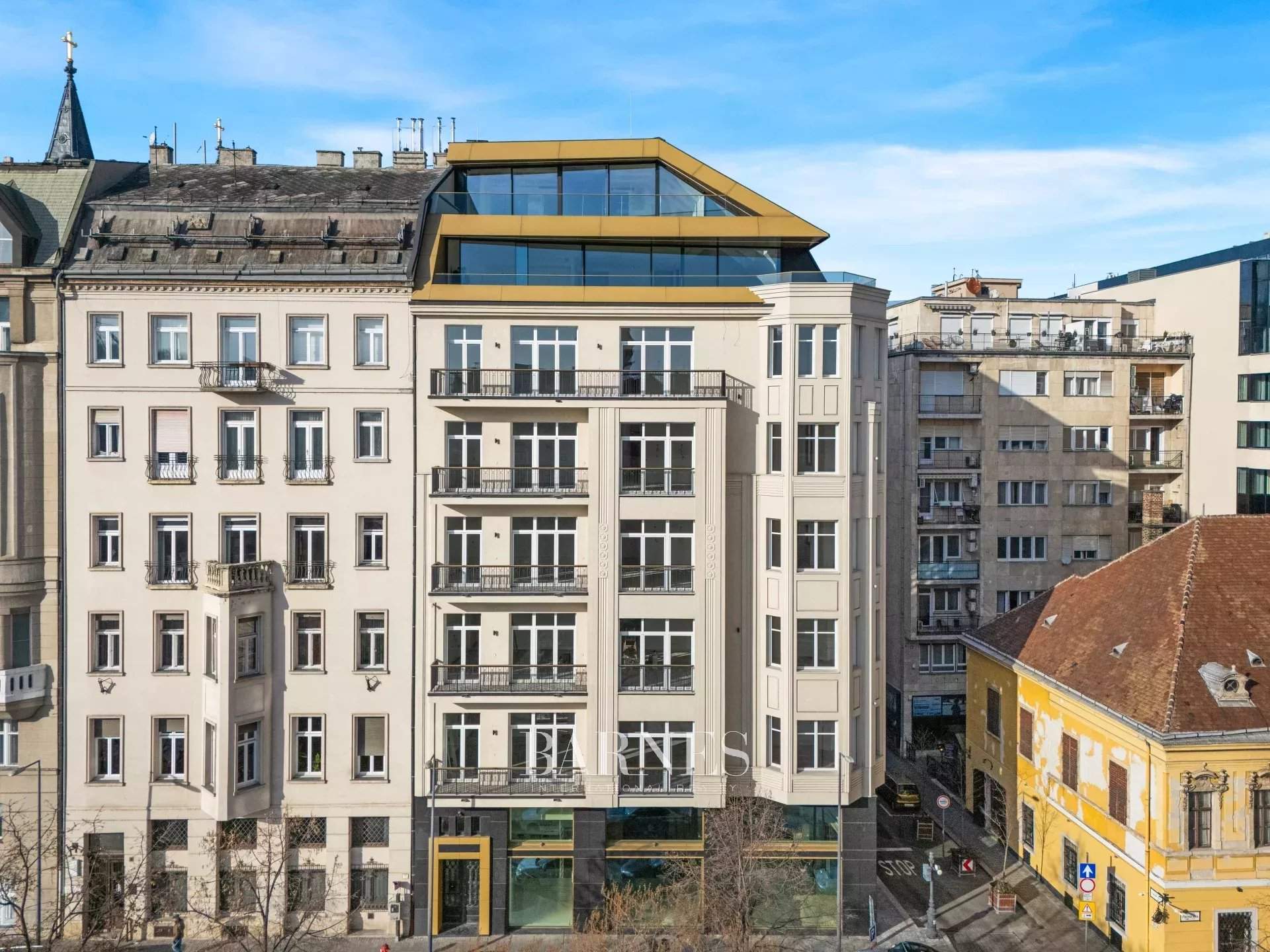 Budapest V. kerülete  - Piso 3 Cuartos 3 Habitaciones - picture 7