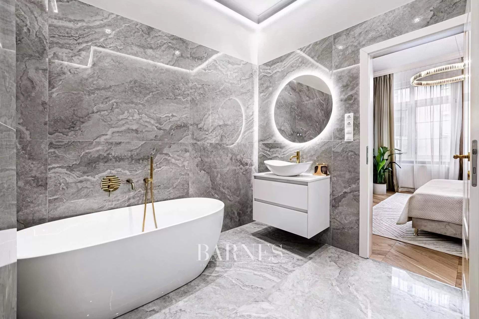 Budapest V. kerülete  - Piso 3 Cuartos 2 Habitaciones - picture 7