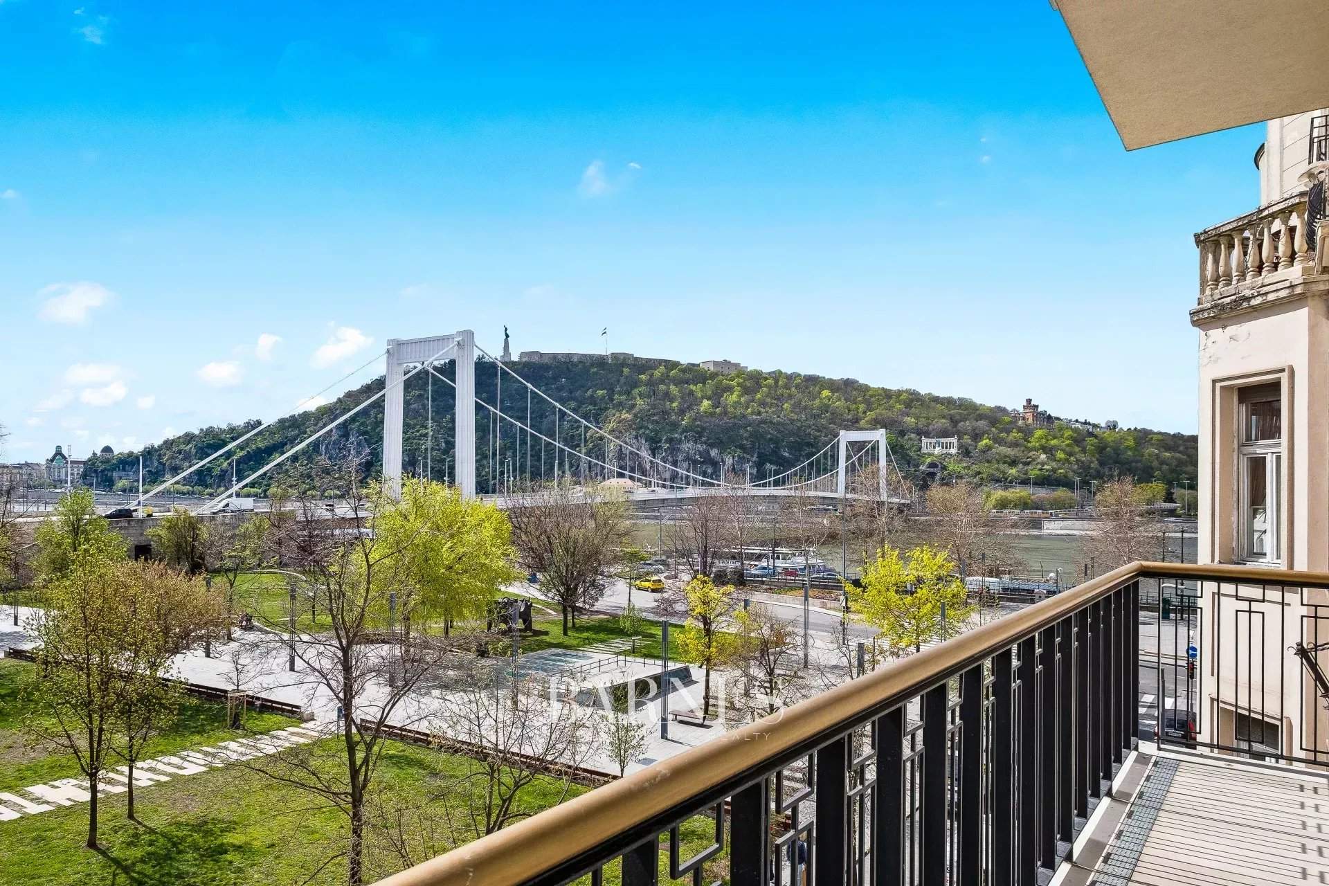 Budapest V. kerülete  - Piso 3 Cuartos 2 Habitaciones - picture 3