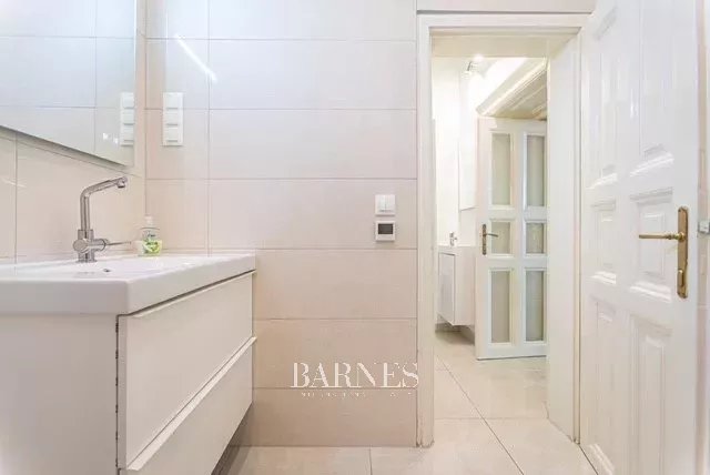 Budapest VI. kerülete  - Piso 4 Cuartos 3 Habitaciones - picture 12