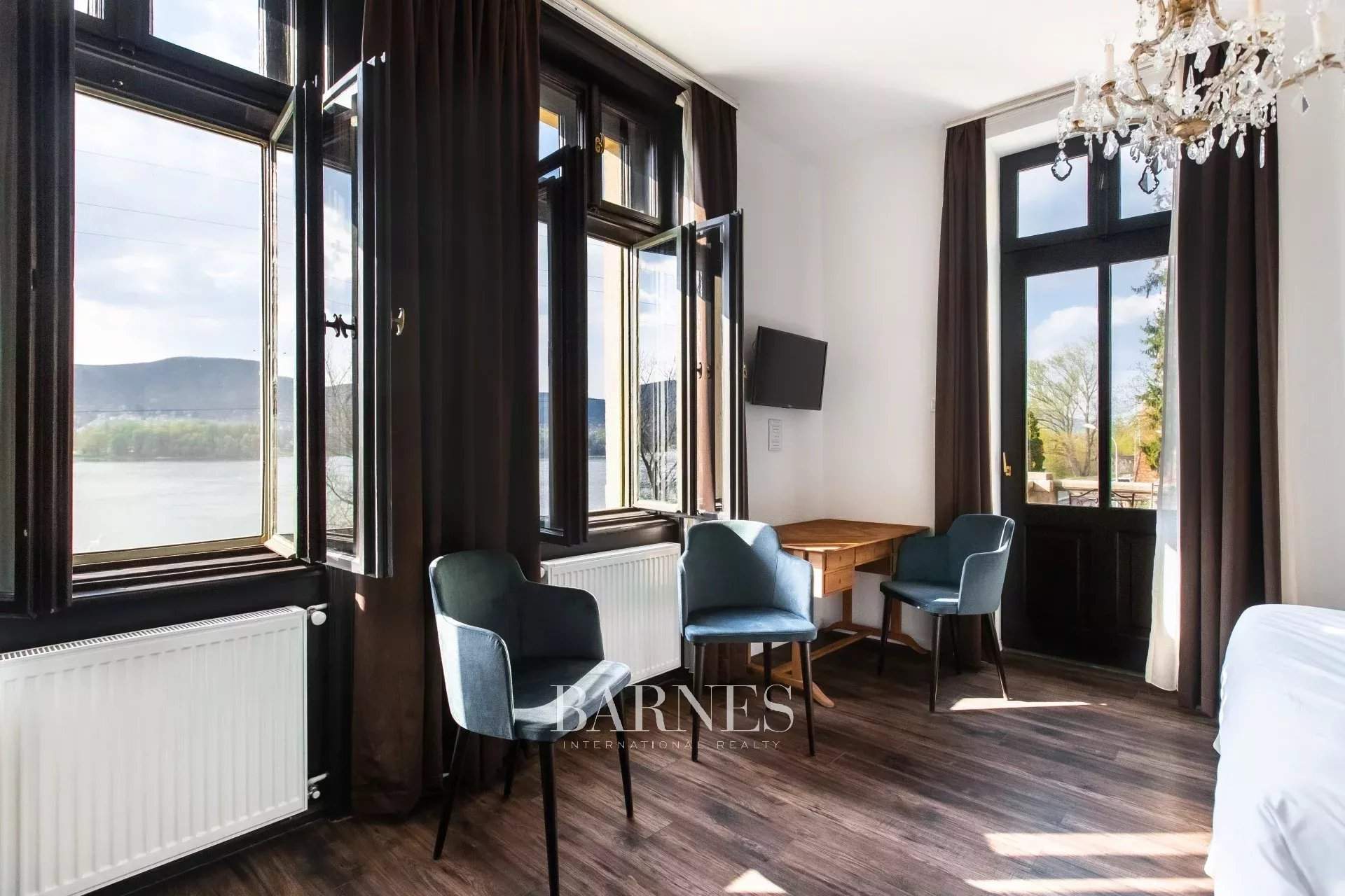 Visegrád  - Mansion  - picture 2