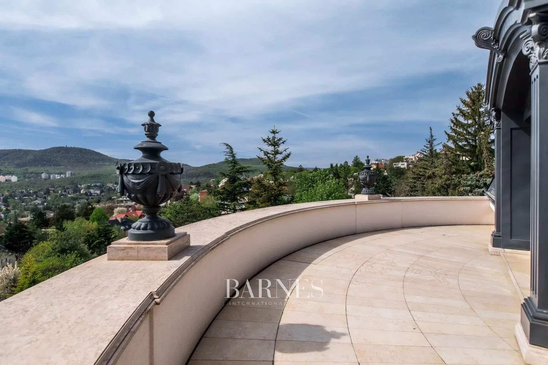 Budapest II. kerülete  - Villa 5 Bedrooms - picture 4