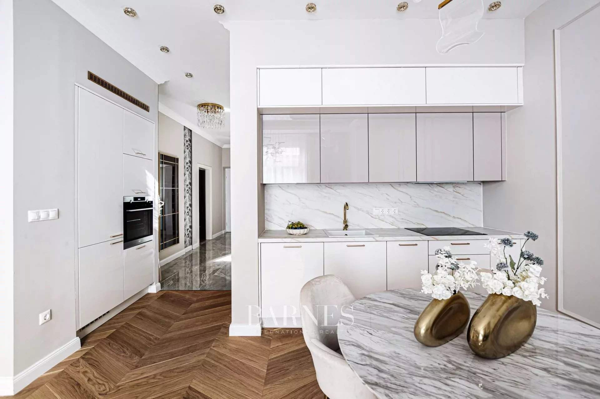 Budapest V. kerülete  - Piso 3 Cuartos 2 Habitaciones - picture 12