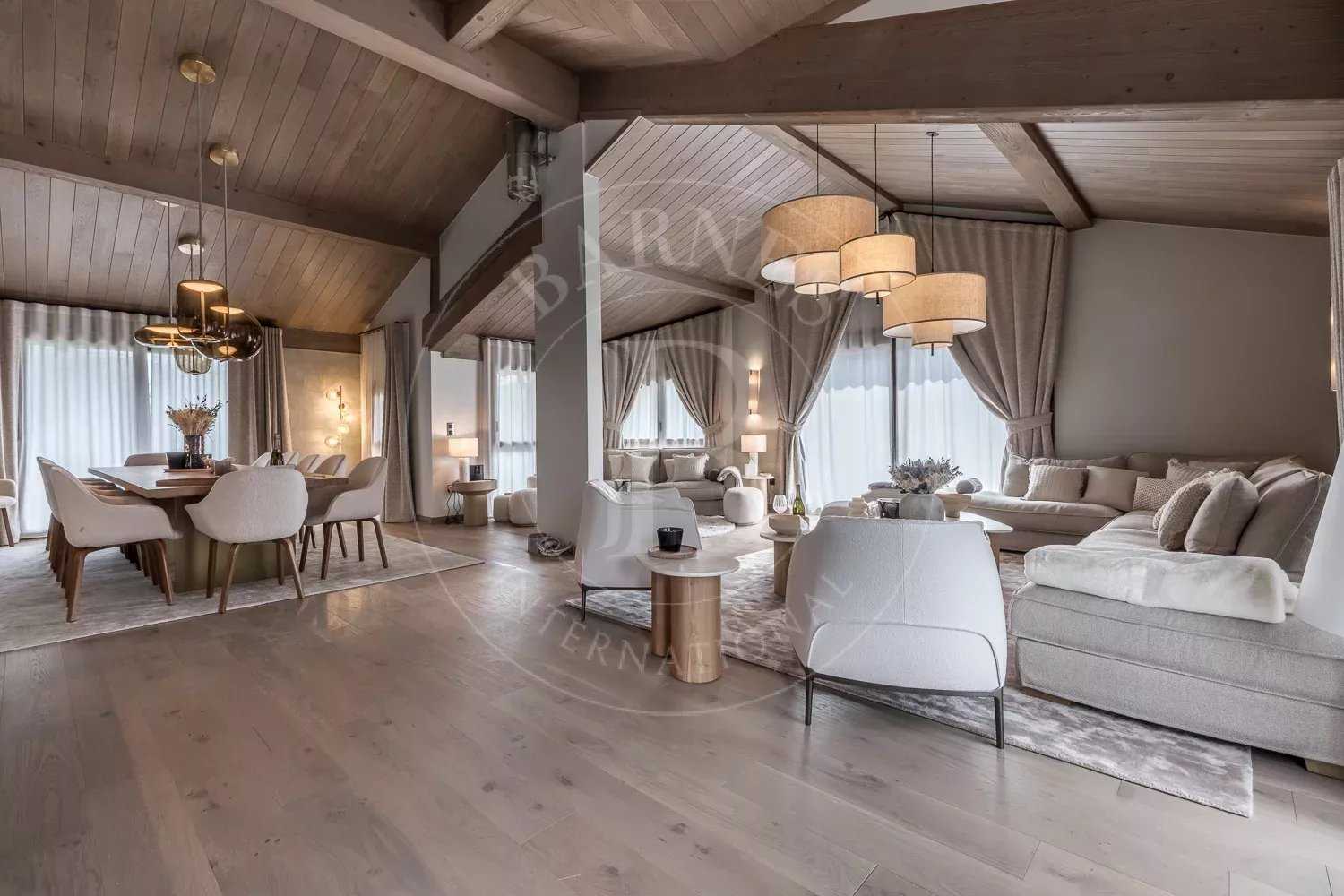 Courchevel  - Chalet 8 Pièces 6 Chambres