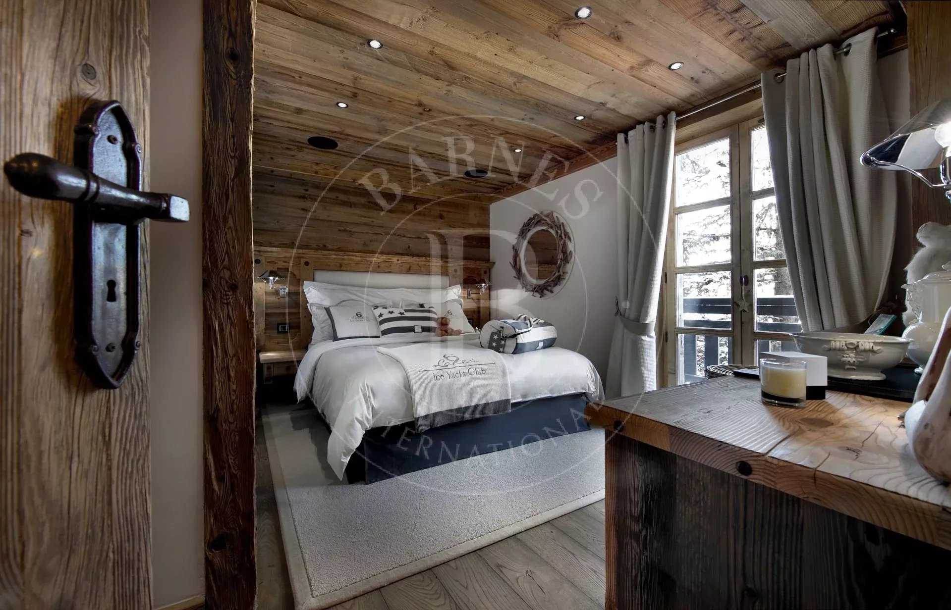 Courchevel  - Chalet 7 Bedrooms