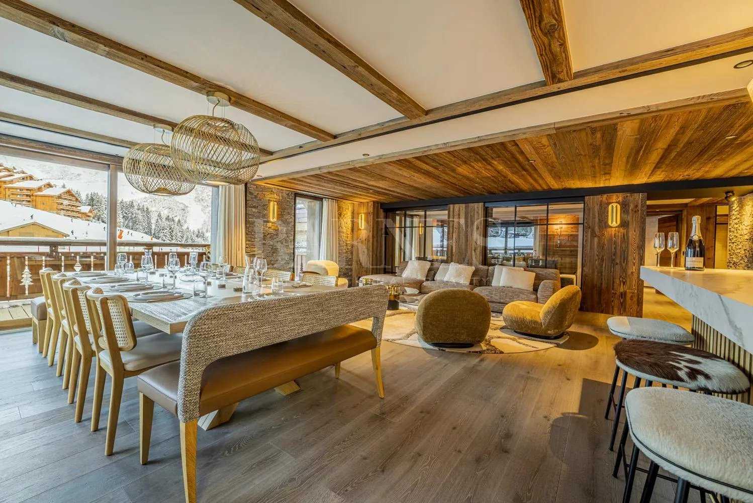Luxury ski-in ski-out apartment picture 20