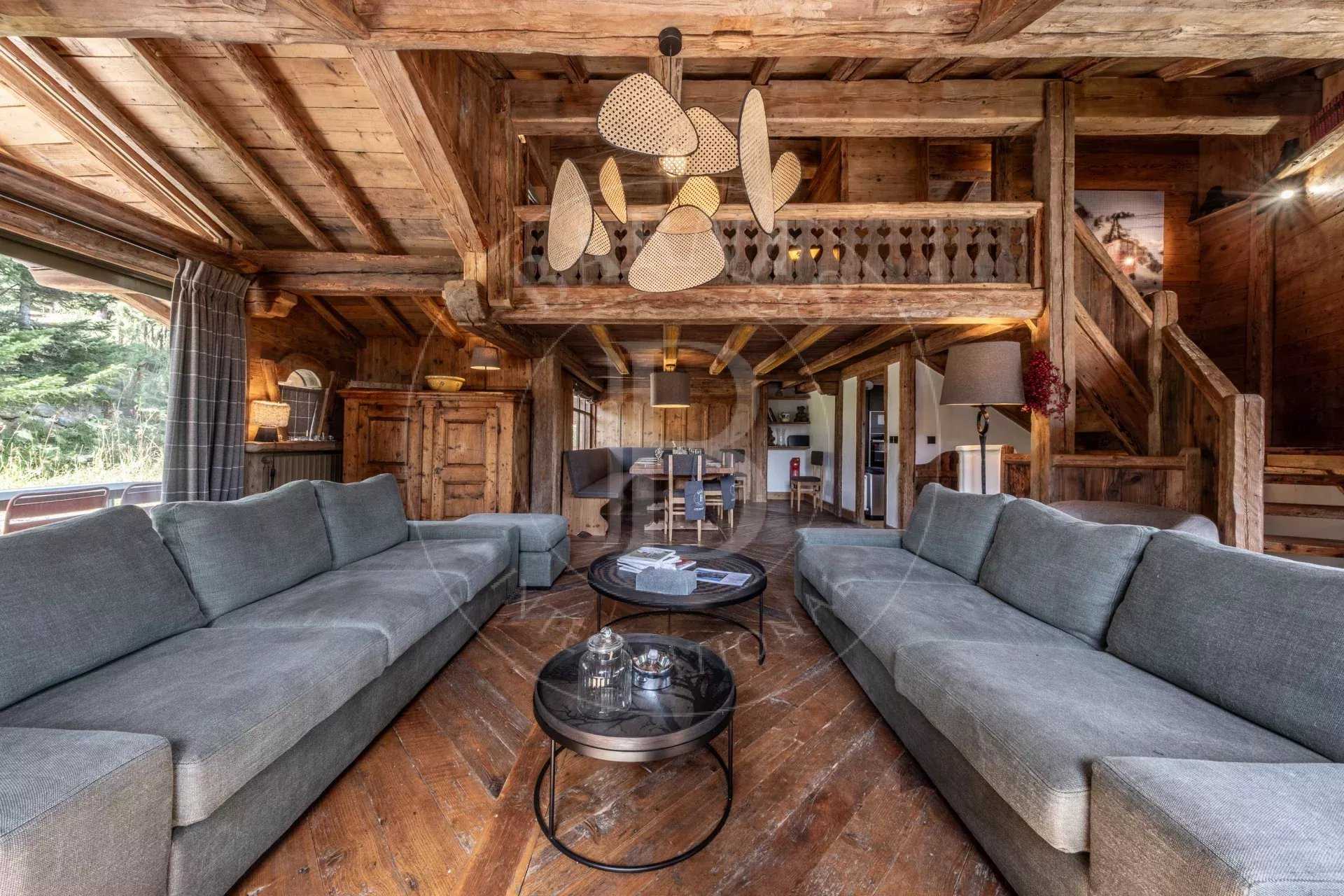 Courchevel  - Chalet 5 Bedrooms