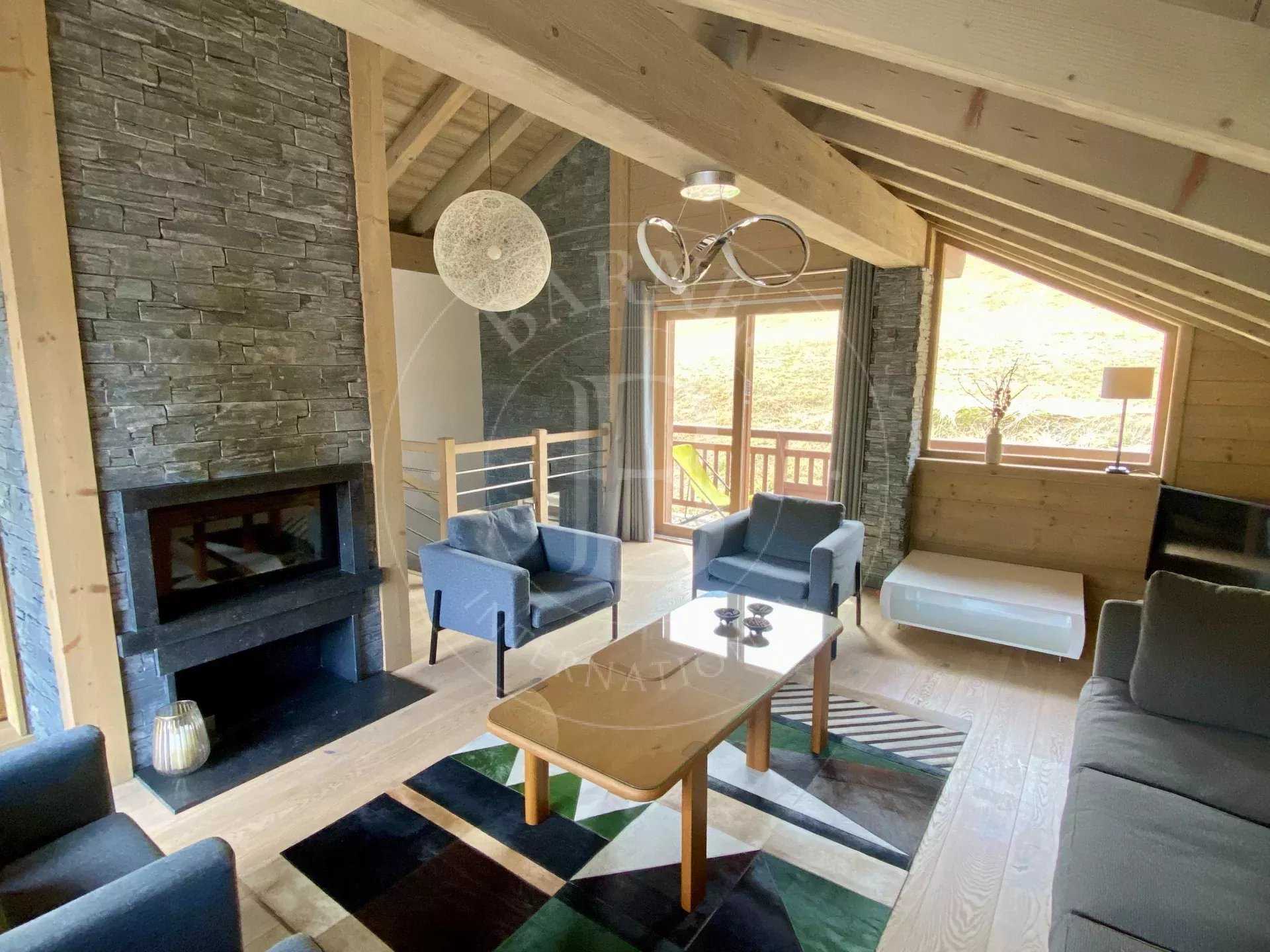 Sublime chalet in the heart of an authentic village picture 20