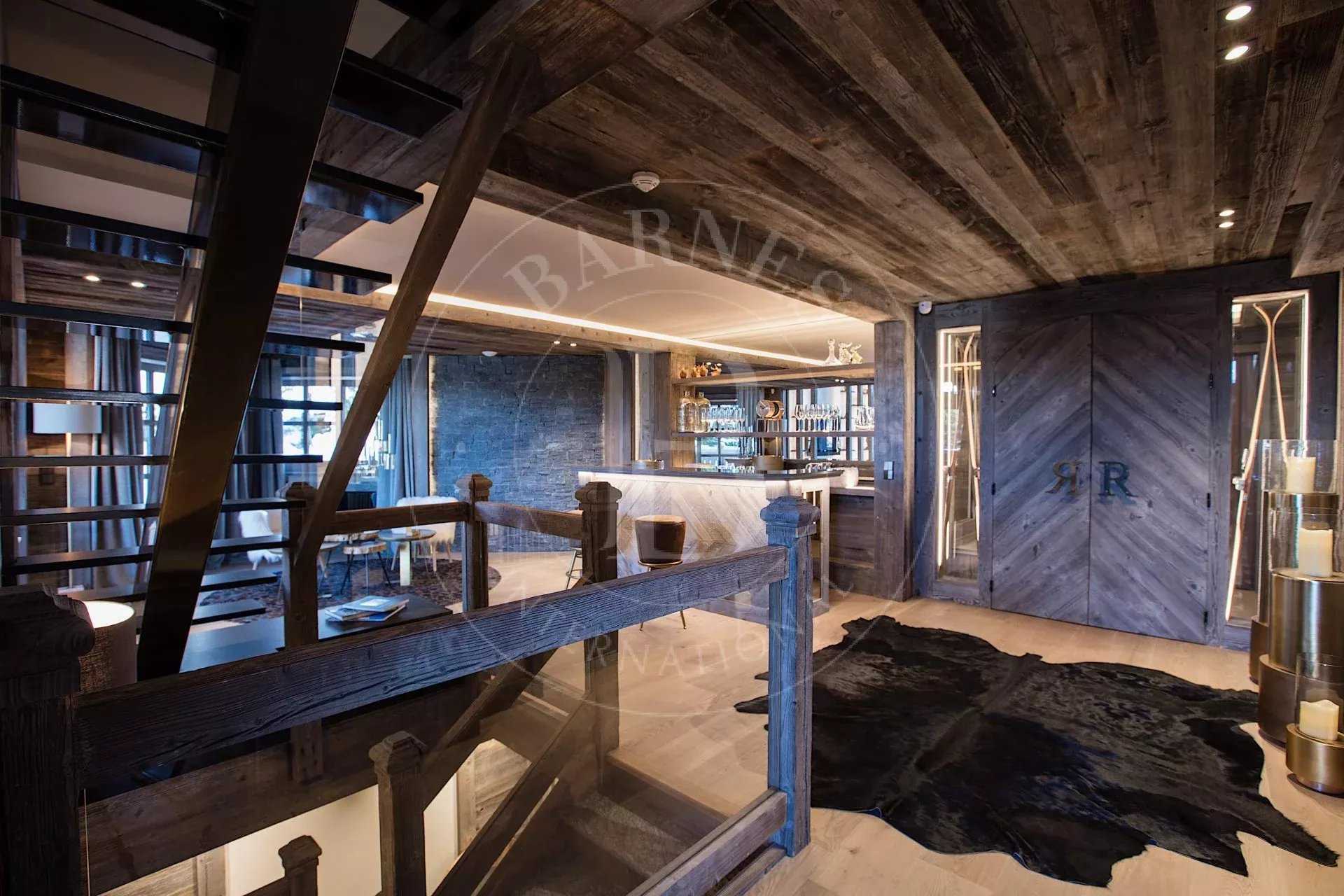 Courchevel  - Chalet 5 Bedrooms