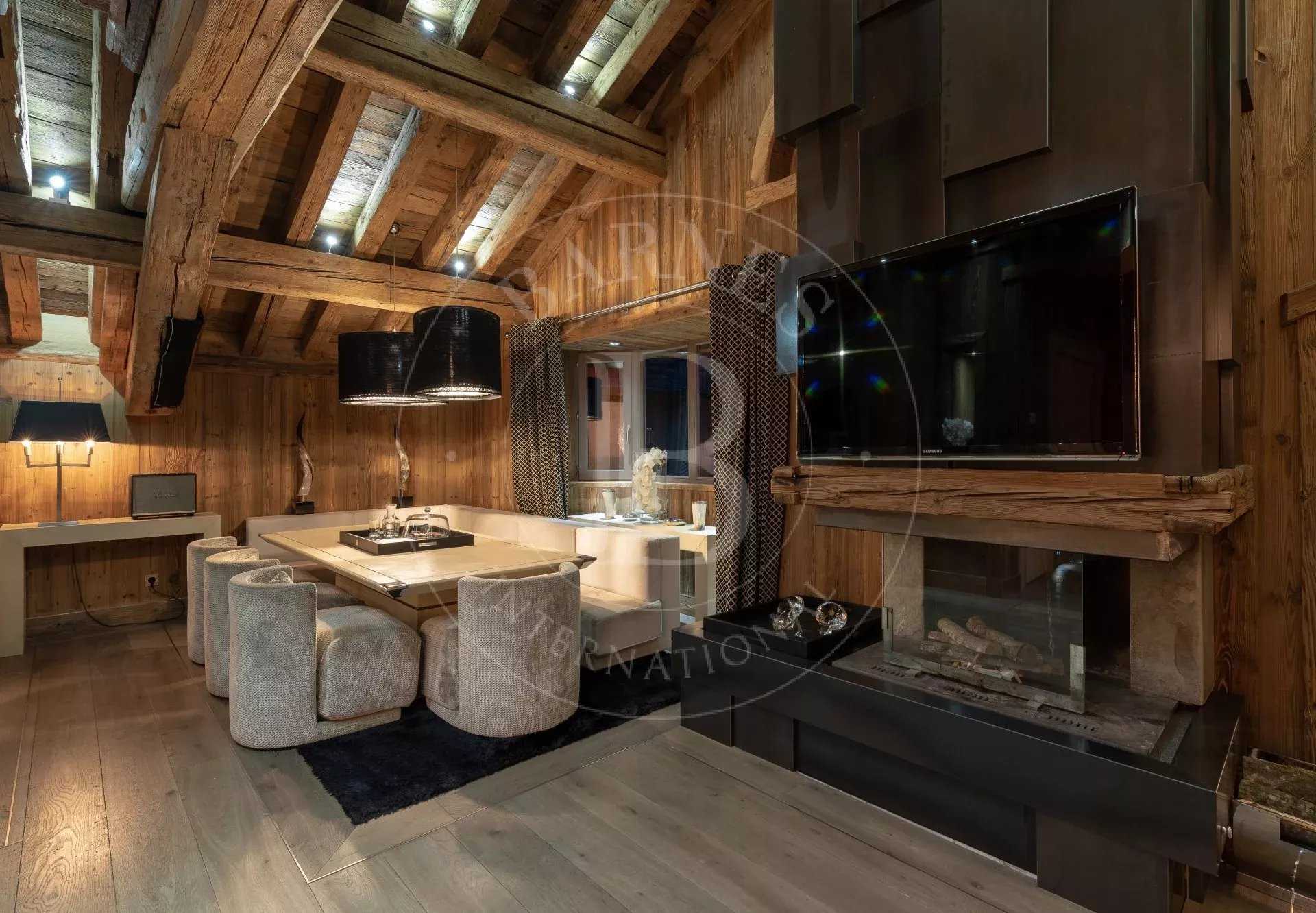 Courchevel  - Chalet 4 Bedrooms