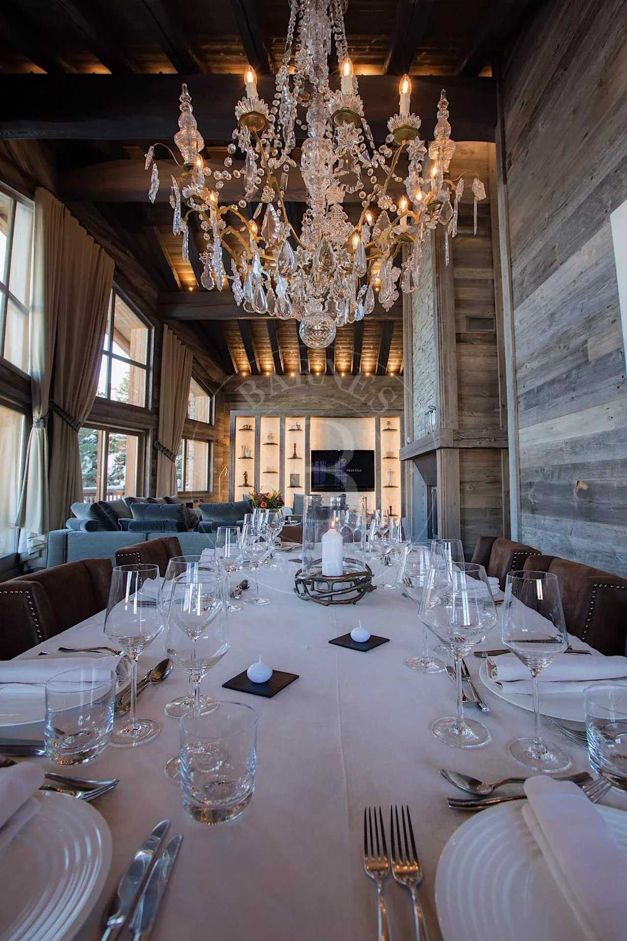 Courchevel  - Chalet 5 Bedrooms