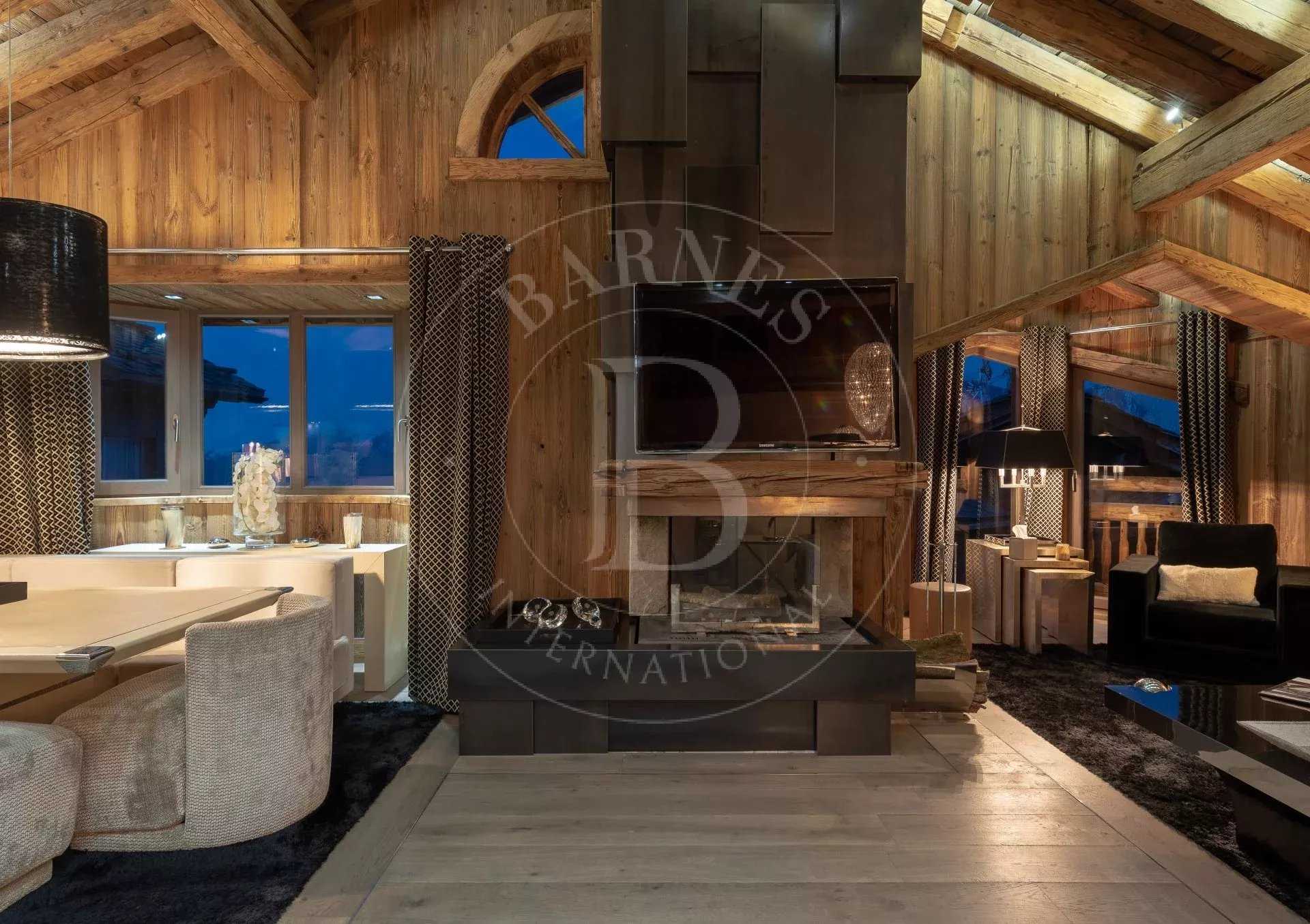 Courchevel  - Chalet 4 Bedrooms