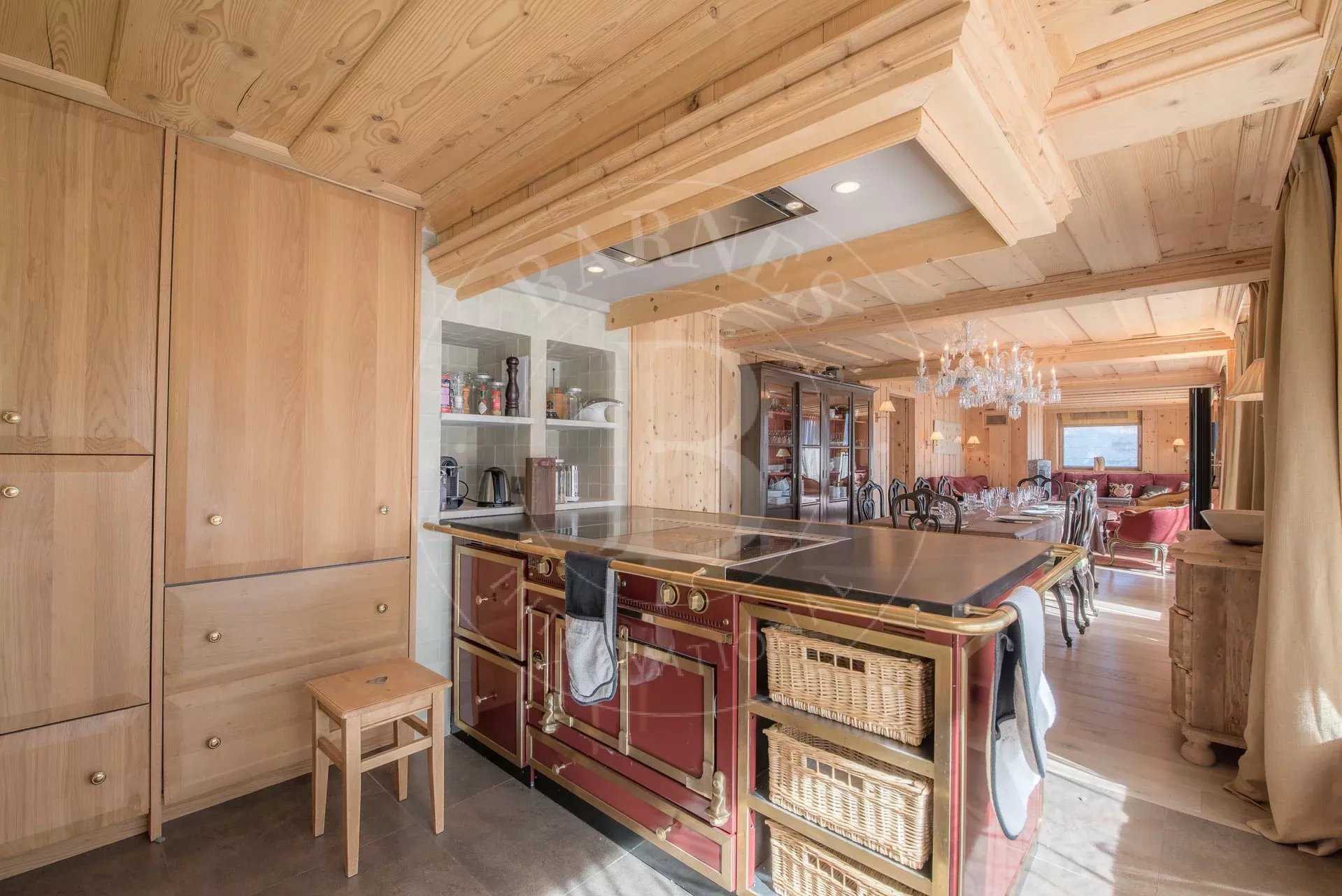 Courchevel  - Apartment 4 Bedrooms
