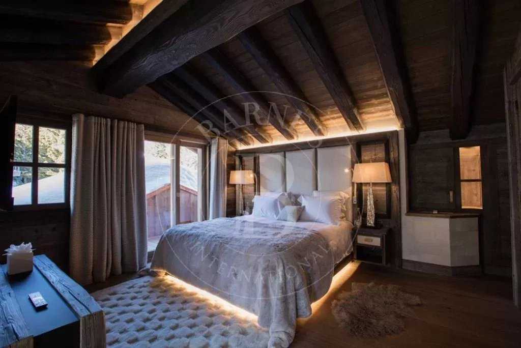Courchevel  - Chalet 5 Bedrooms